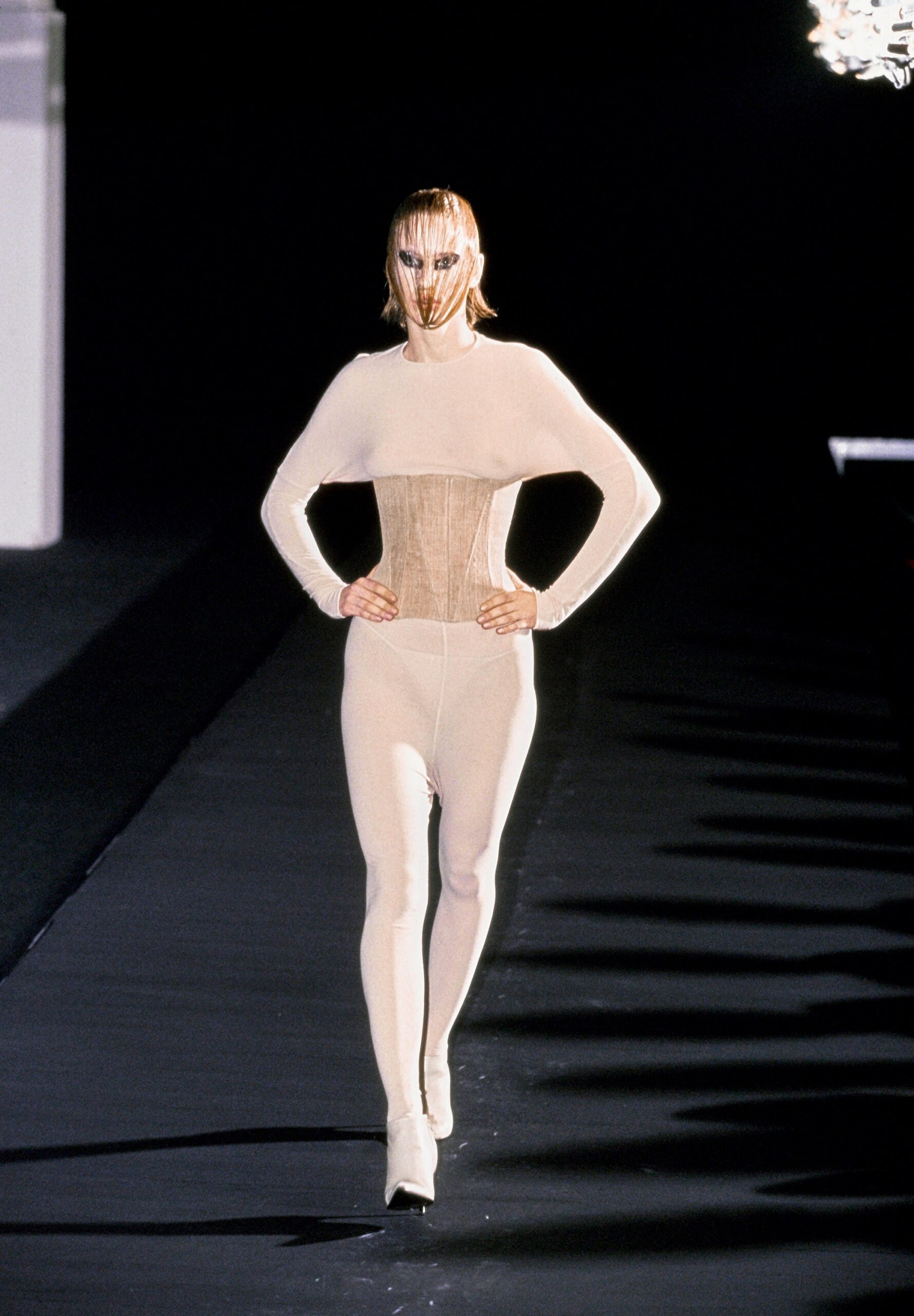 Olivier Theyskens S/S 99 Look 28