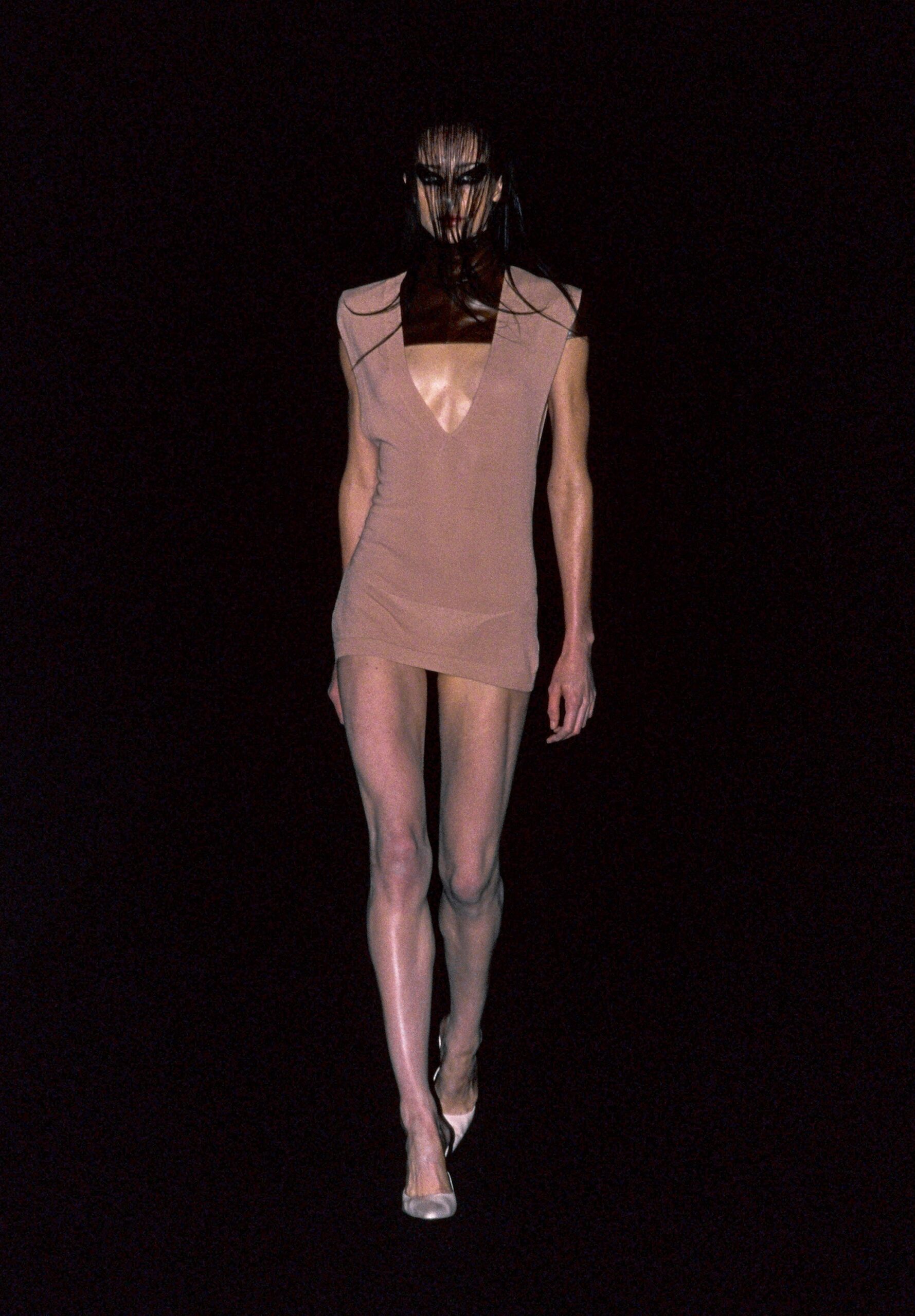 Olivier Theyskens S/S 99 Look 31