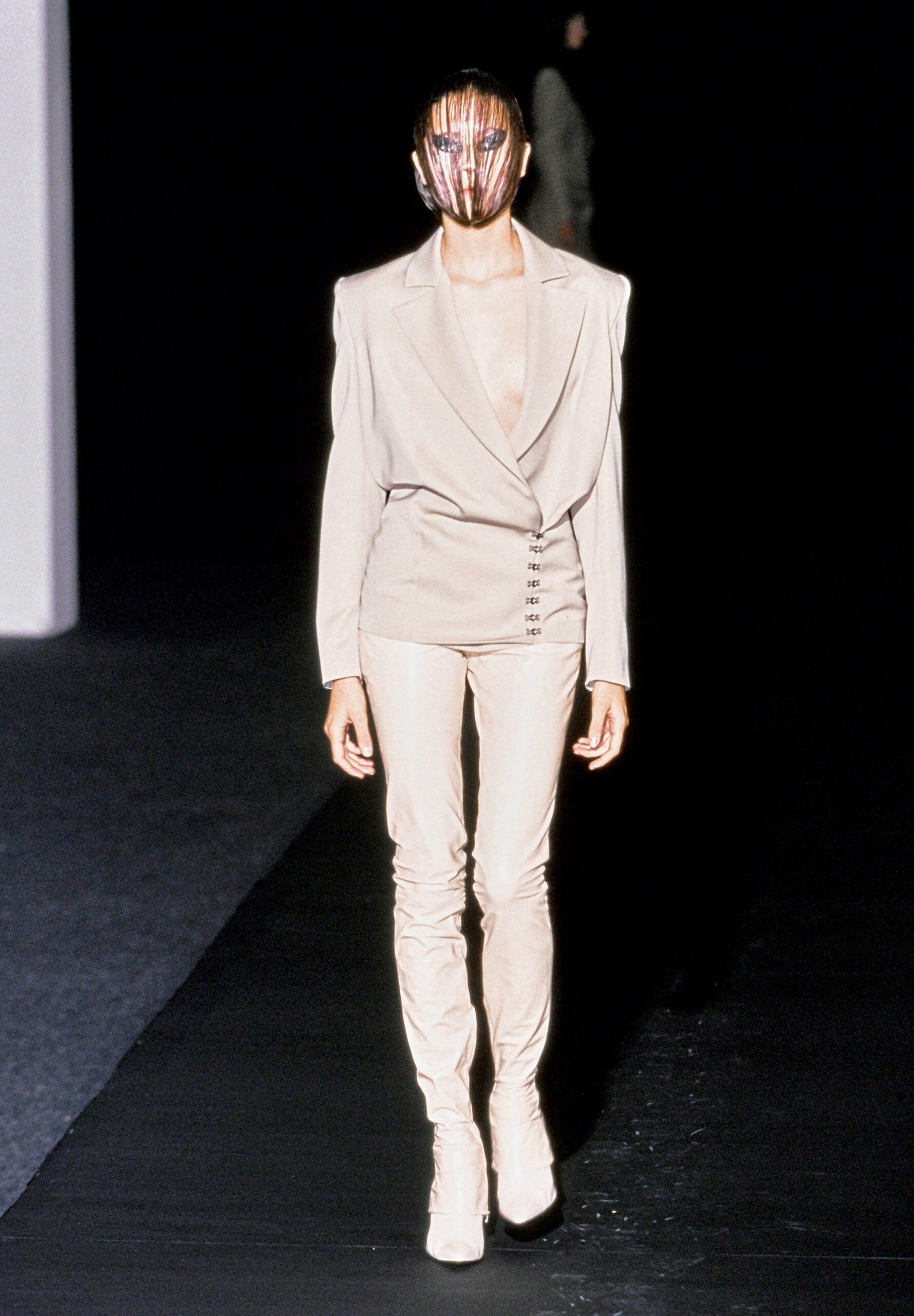Olivier Theyskens S/S 99 Look 32