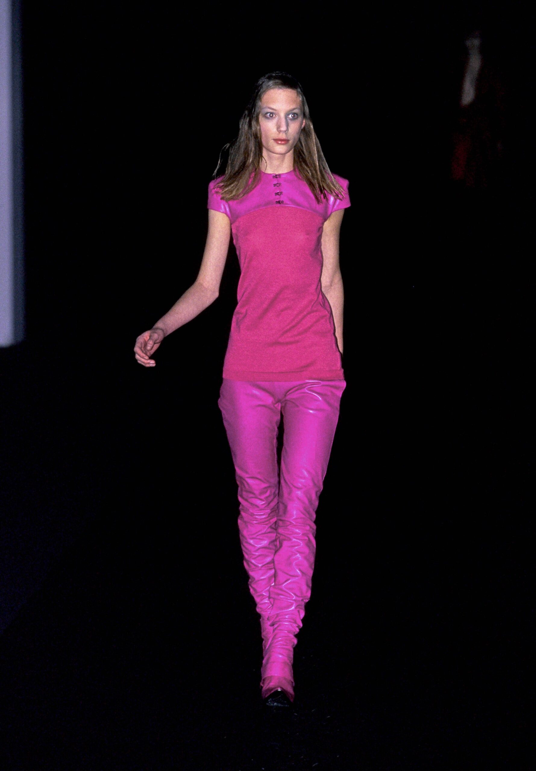 Olivier Theyskens S/S 99 Look 37