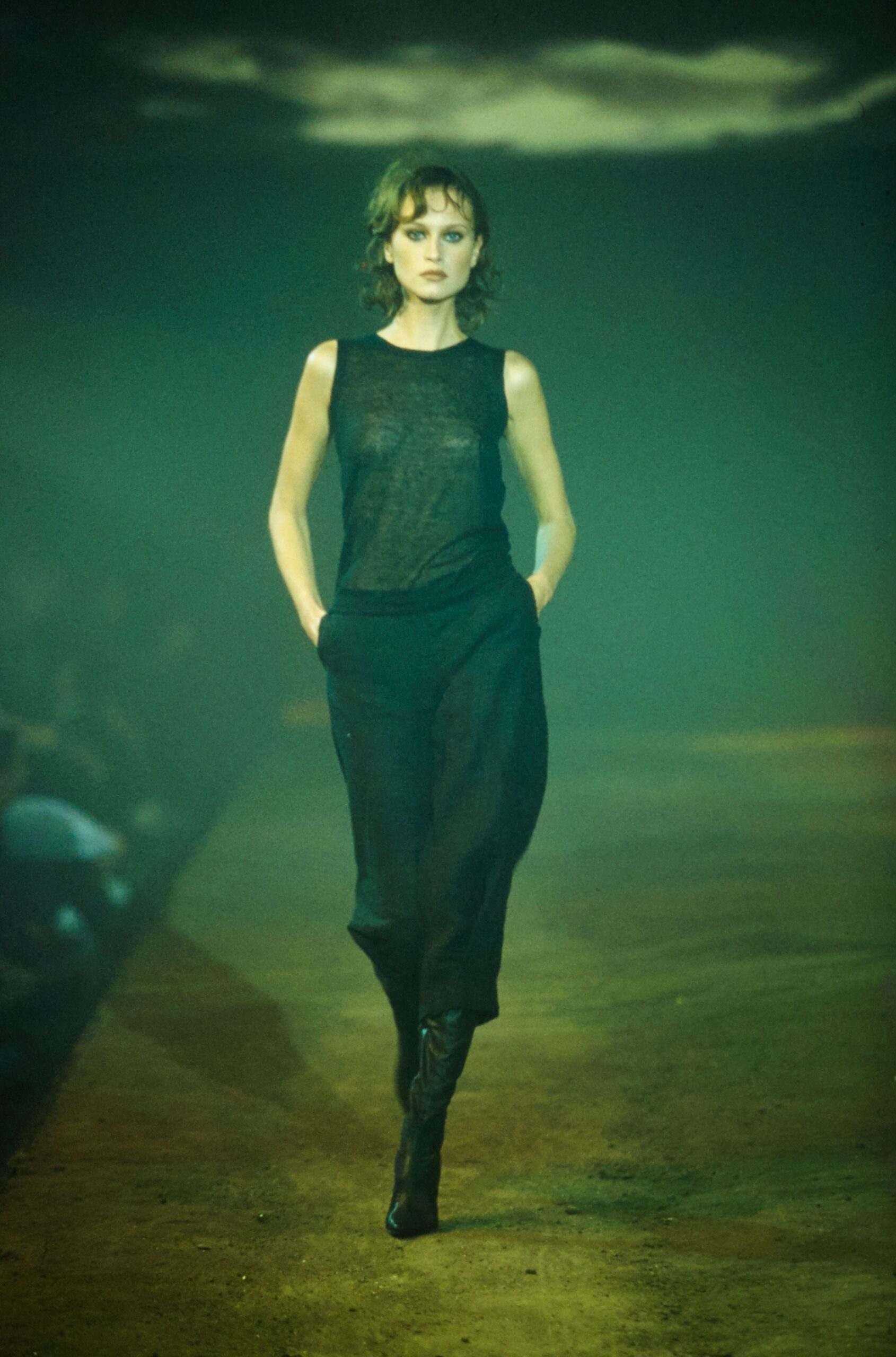 Olivier Theyskens S/S 00 Look 12