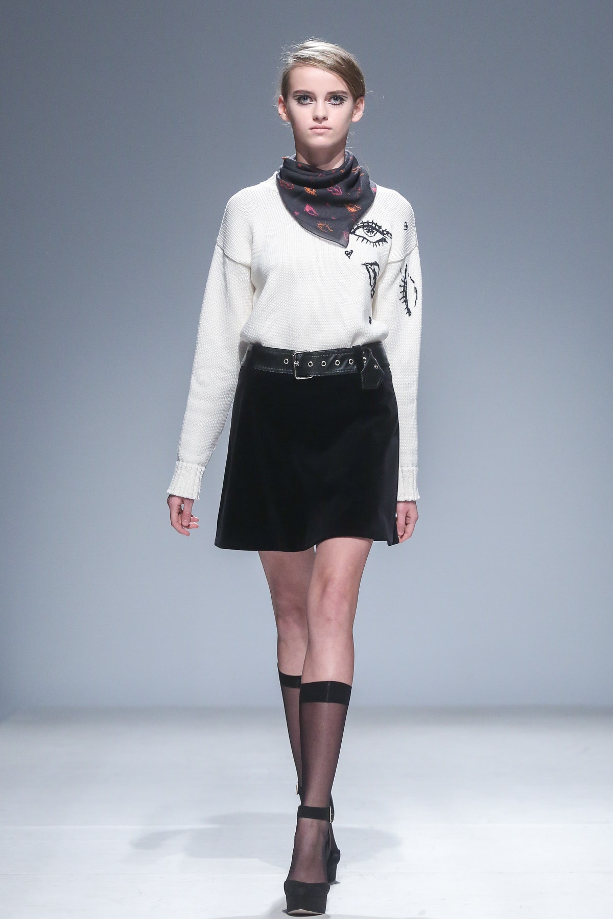 Omelya Kiev F/W 16 Look 10