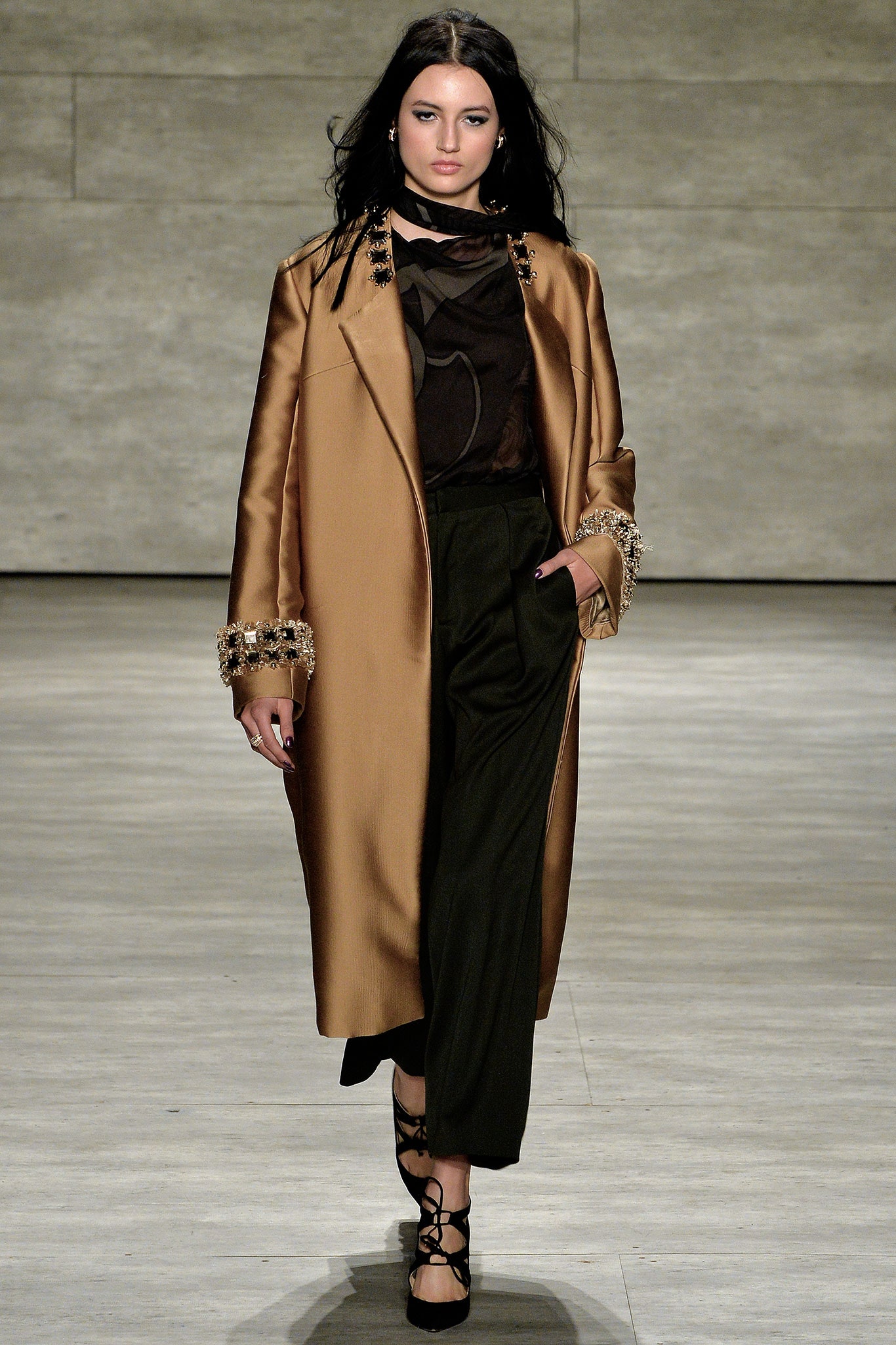 Pamella Roland F/W 15 Look 15