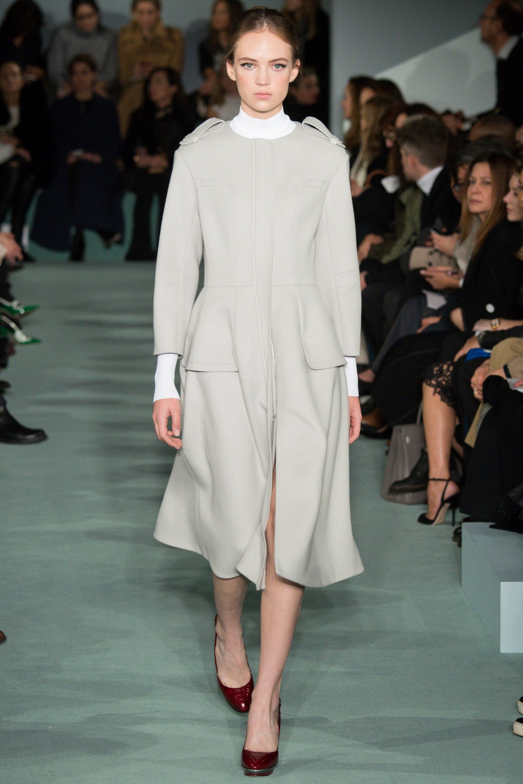 Oscar de la Renta F/W 16 Look 3