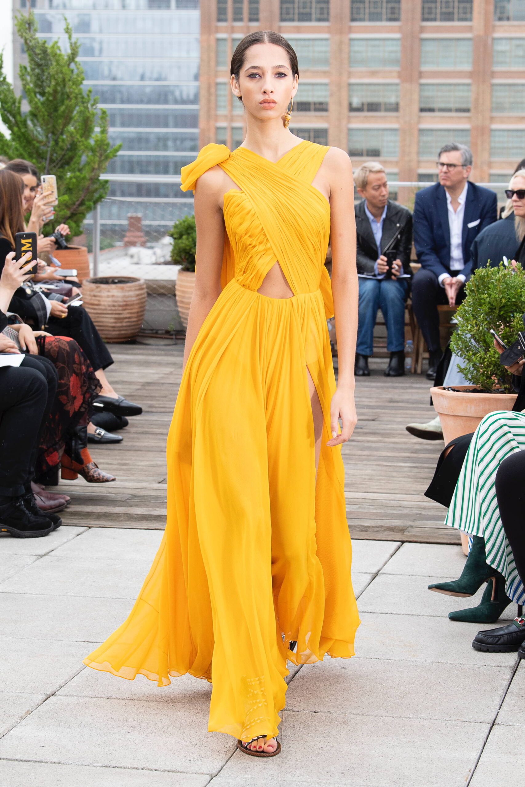 Oscar de la Renta S/S 19 Look 6