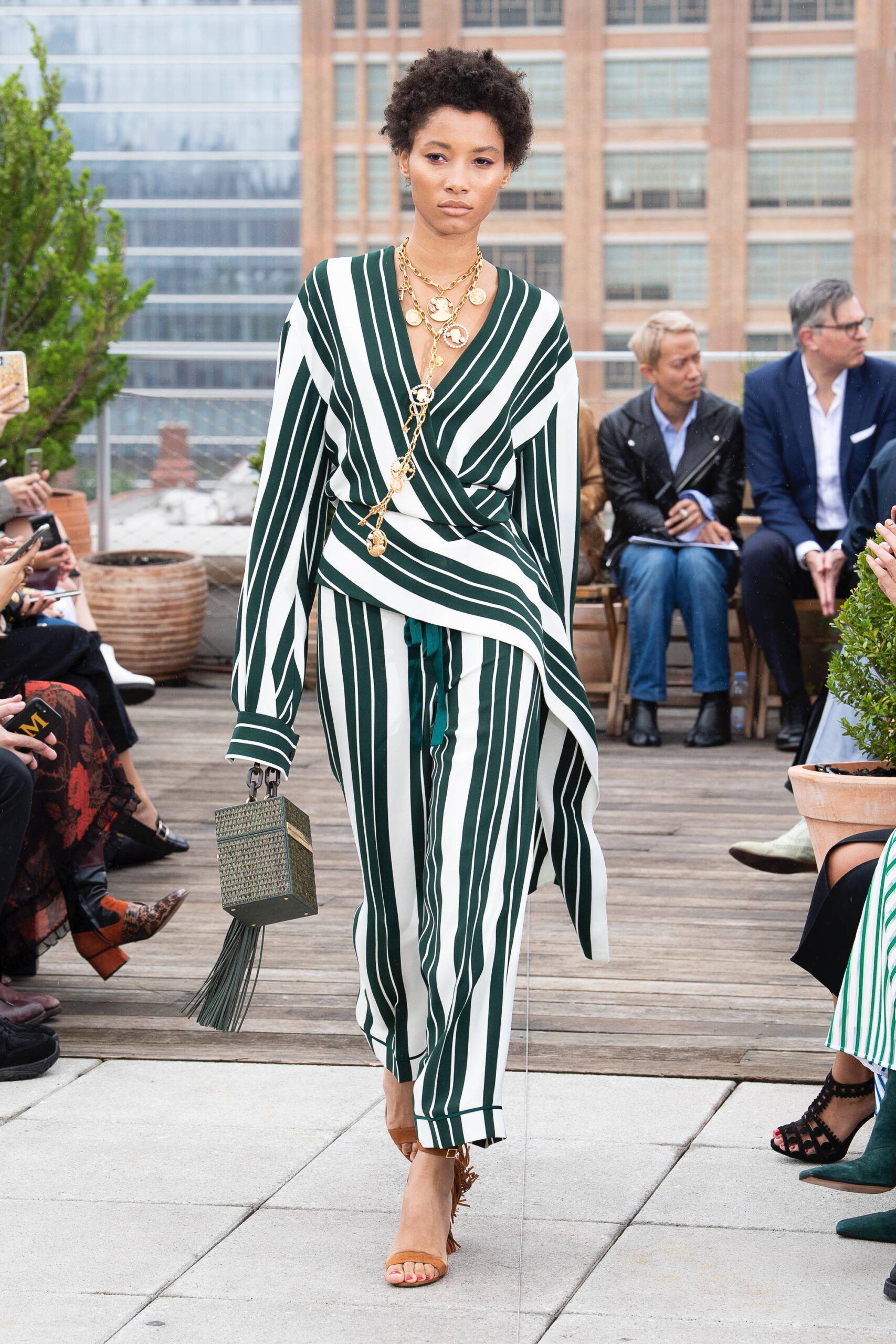 Oscar de la Renta S/S 19 Look 16