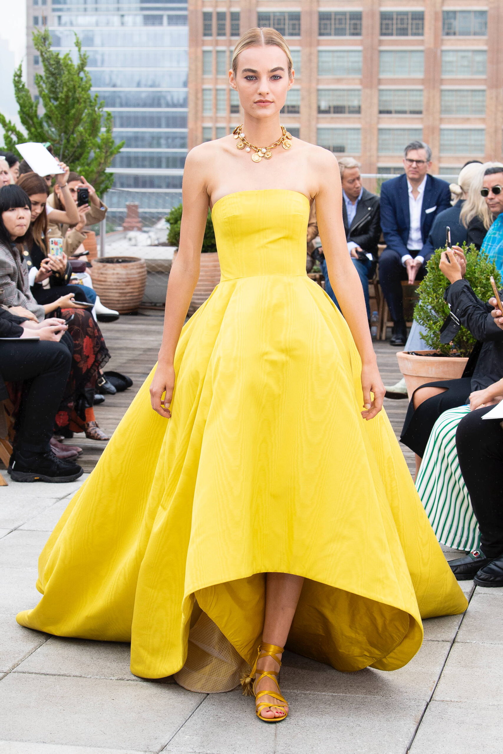 Oscar de la Renta S/S 19 Look 26