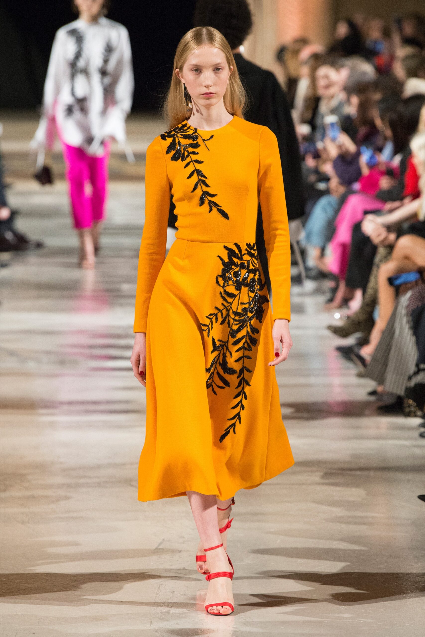 Oscar de la Renta F/W 18 Look 3