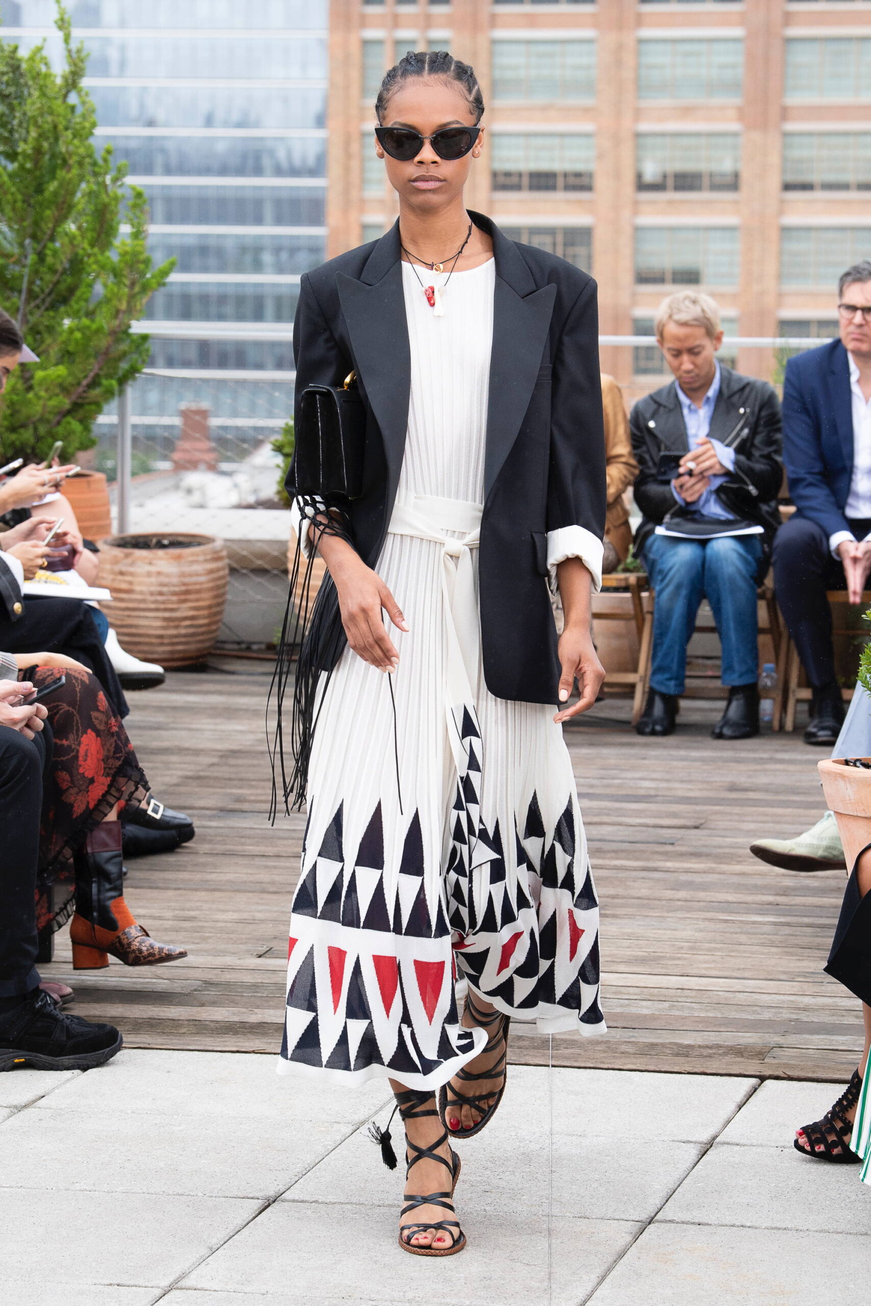 Oscar de la Renta S/S 19 Look 32