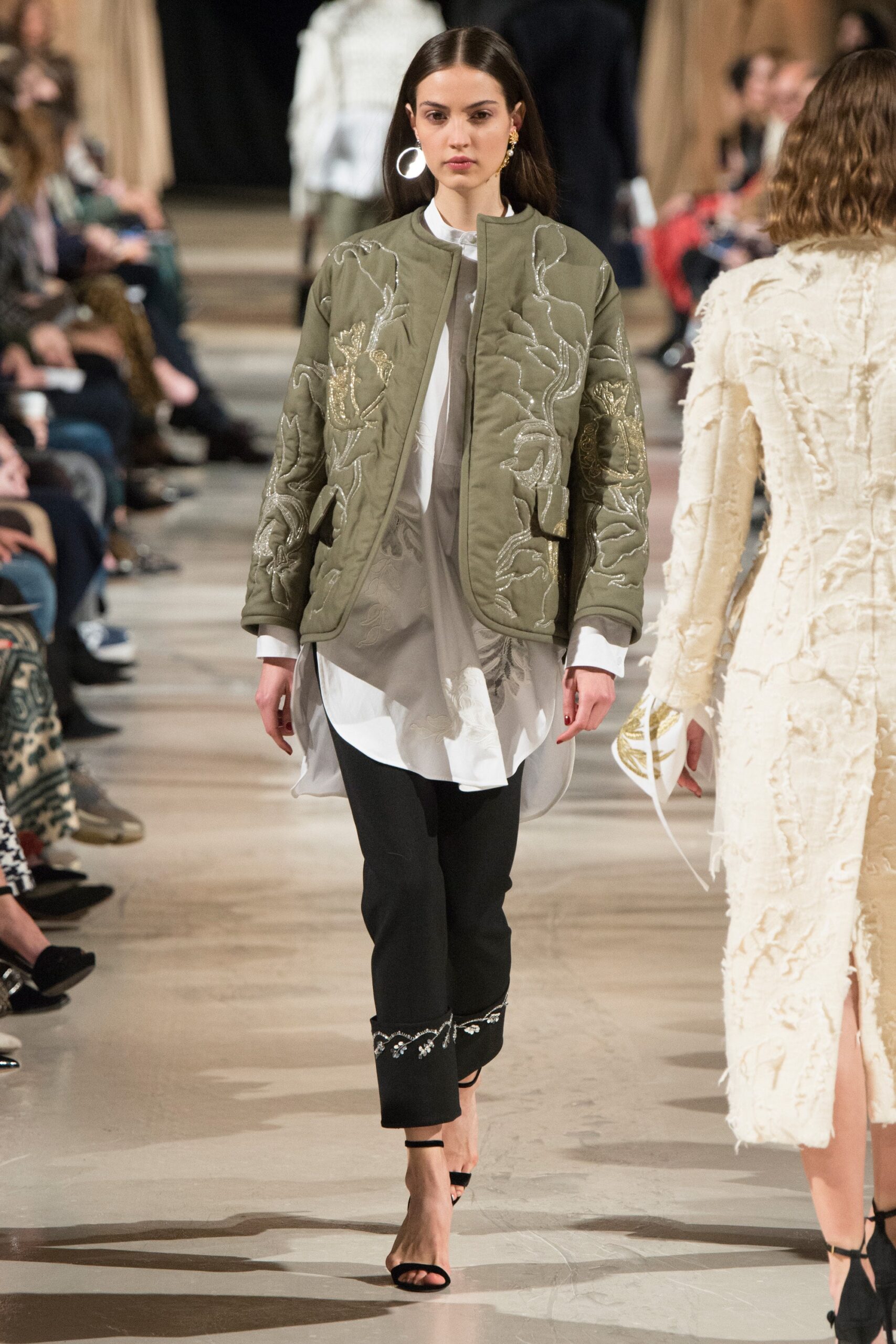Oscar de la Renta F/W 18 Look 9