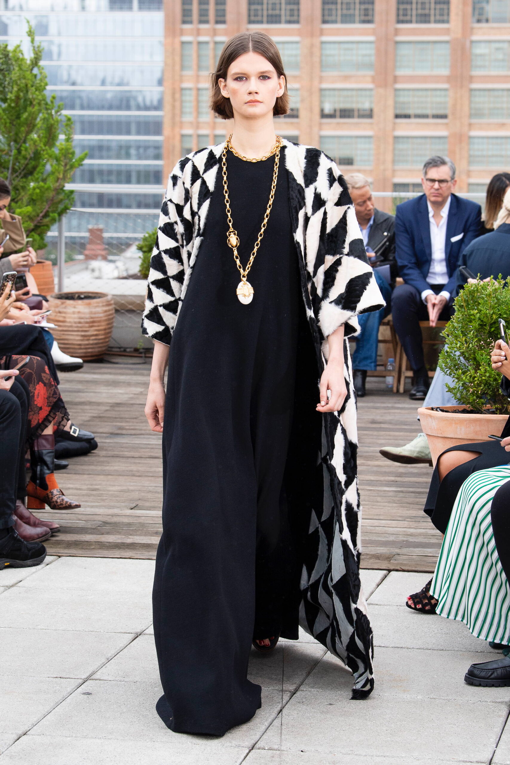 Oscar de la Renta S/S 19 Look 41