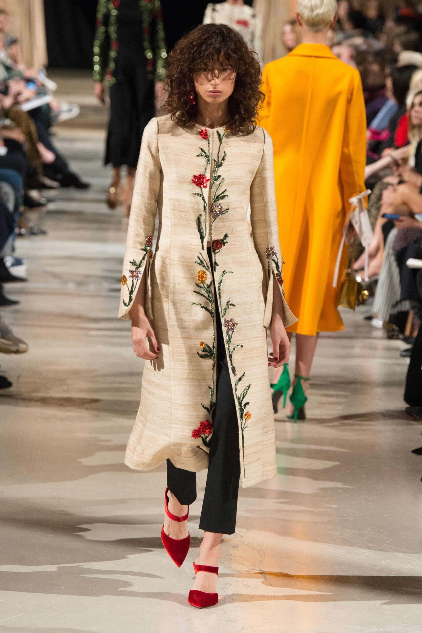 Oscar de la Renta F/W 18 Look 26