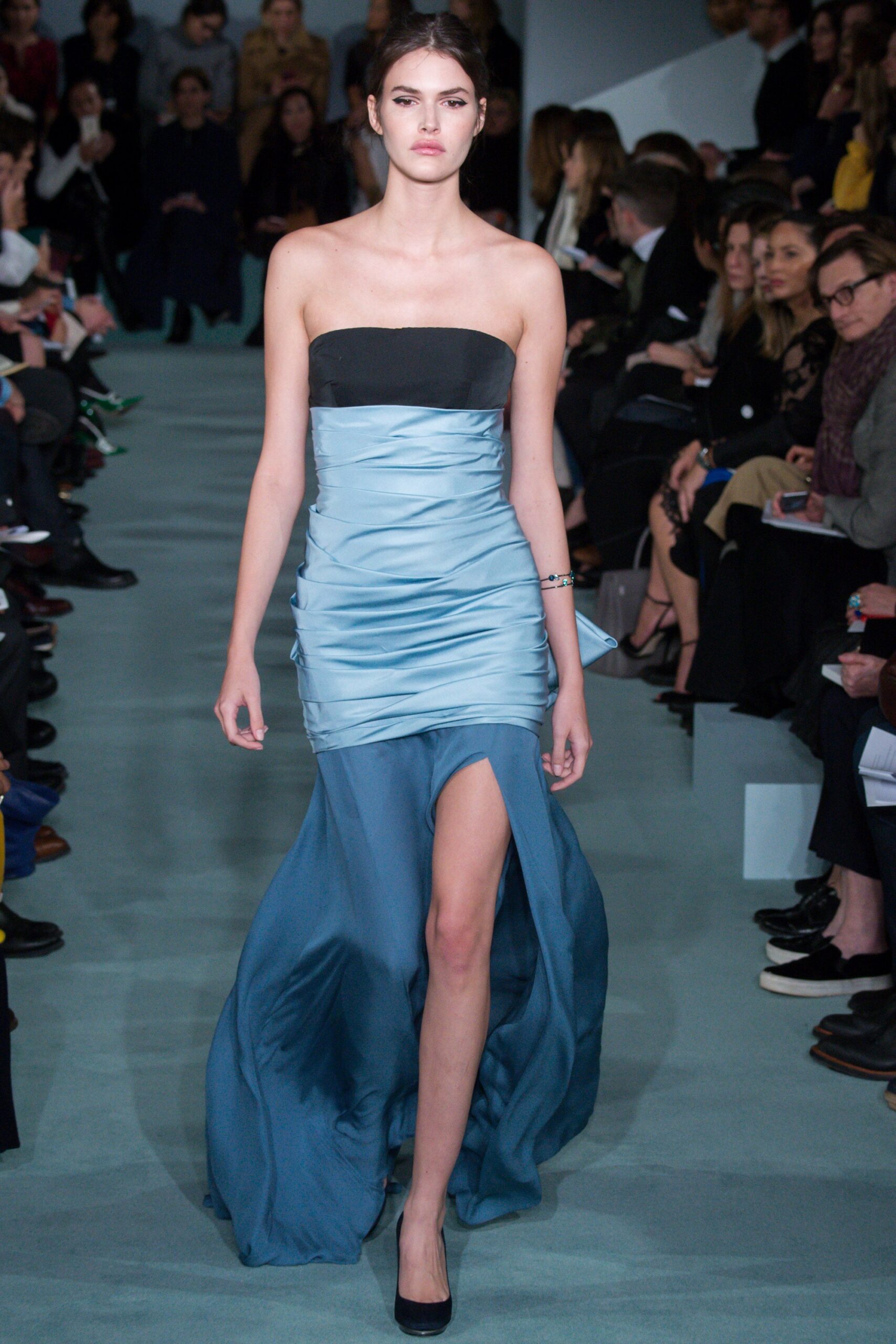 Oscar de la Renta F/W 16 Look 37