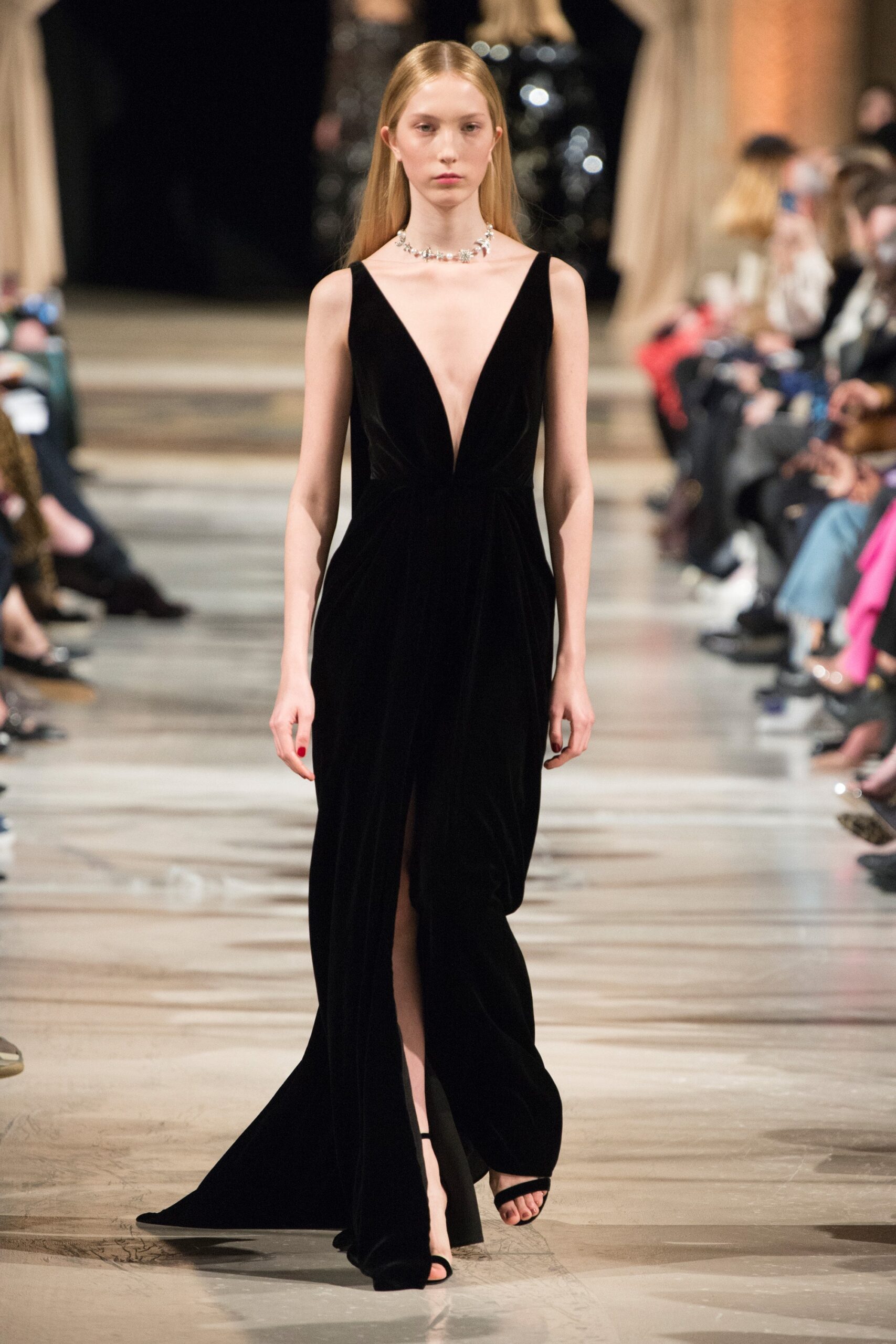 Oscar de la Renta F/W 18 Look 59
