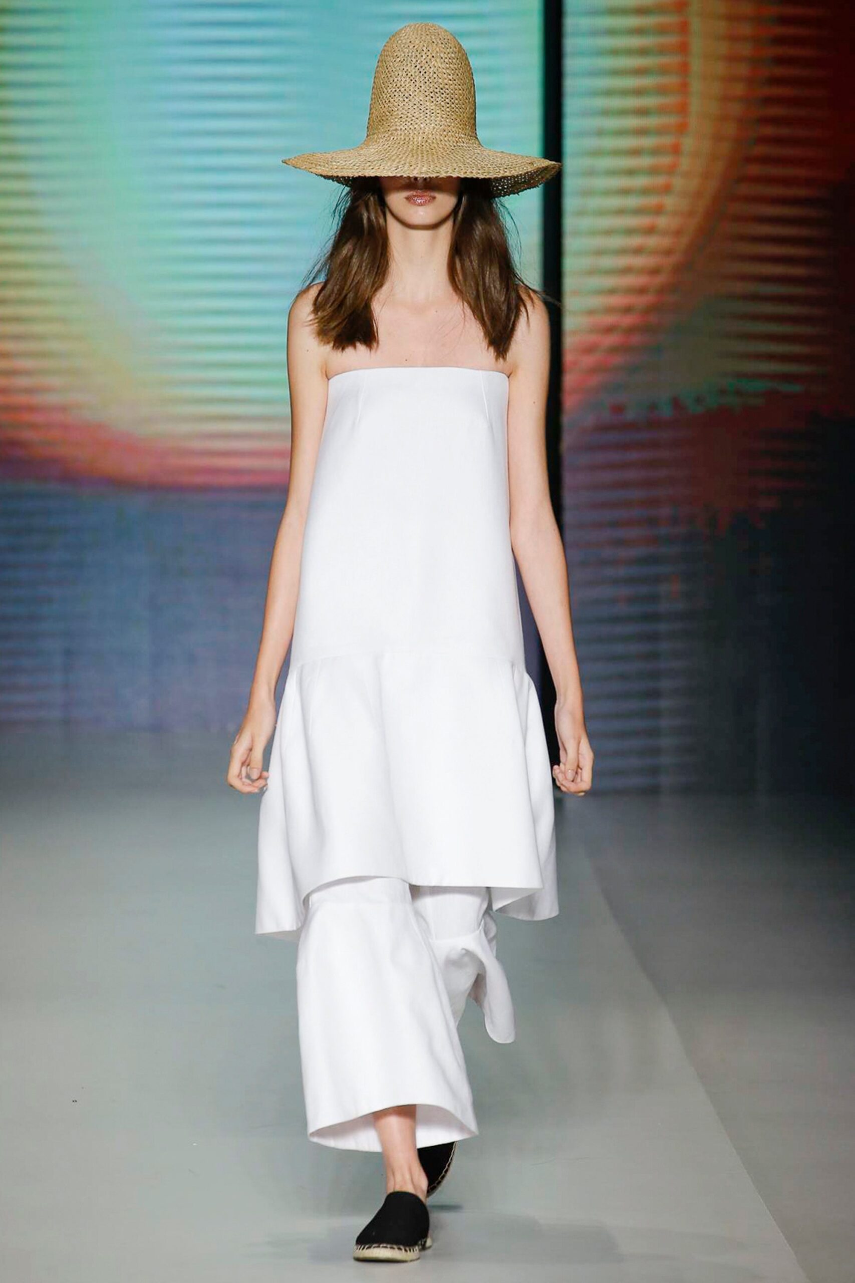 Osklen Resort 17 Look 2
