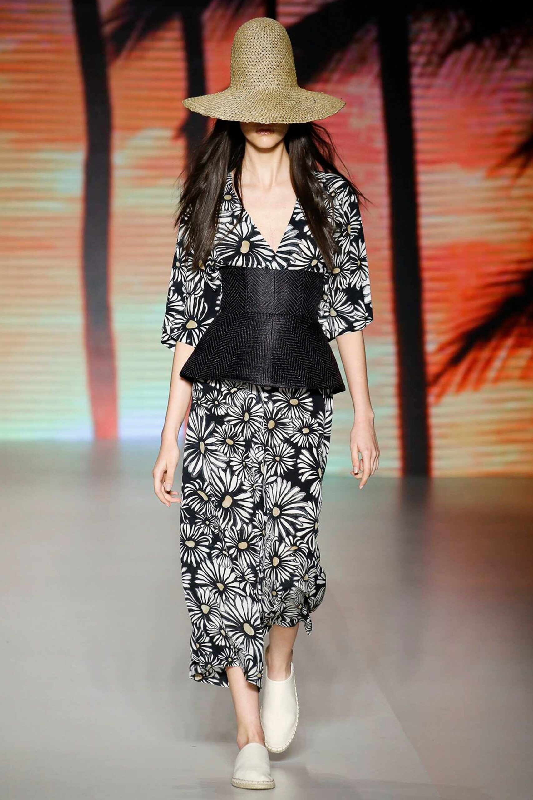 Osklen Resort 17 Look 11