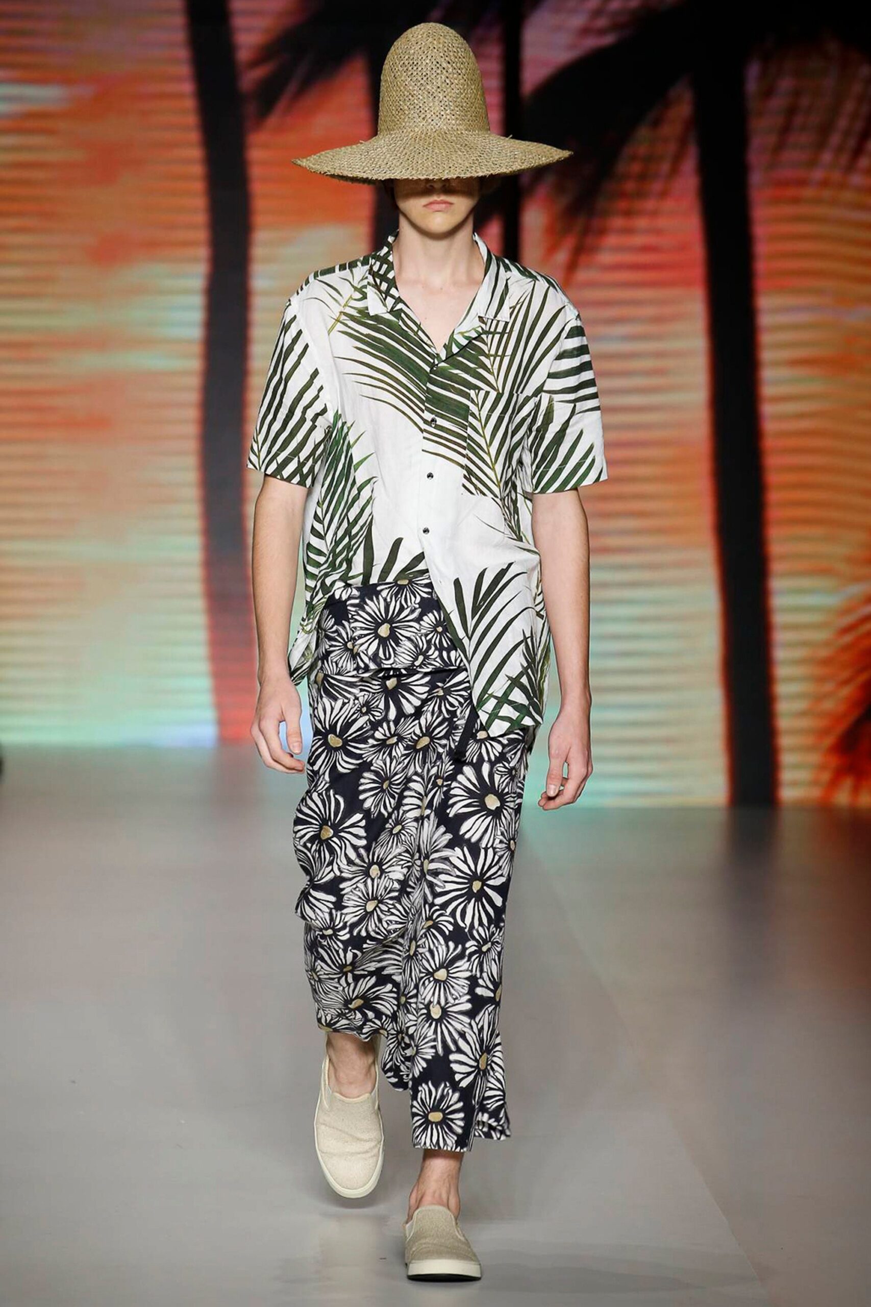 Osklen Resort 17 Look 12