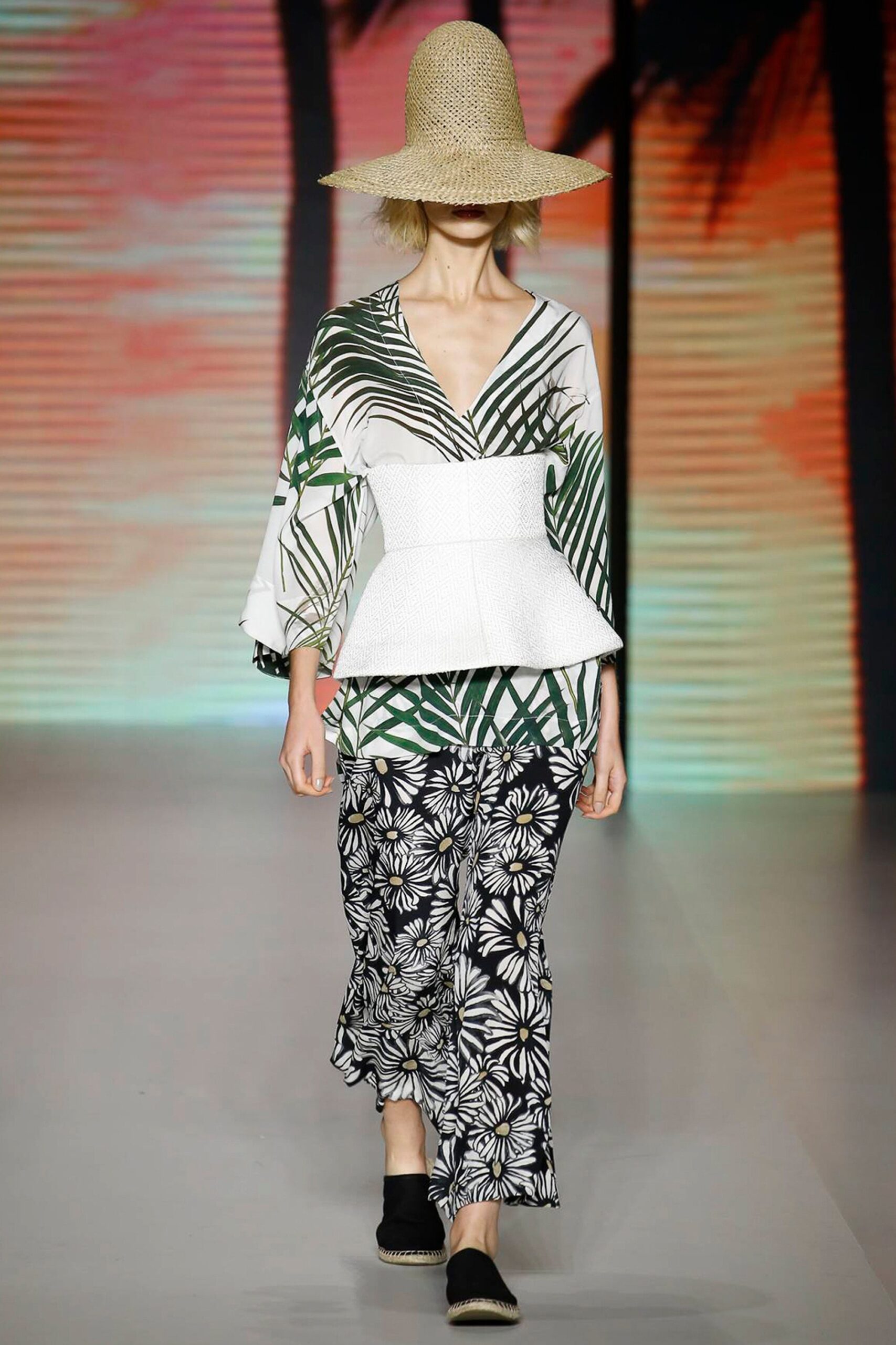 Osklen Resort 17 Look 14