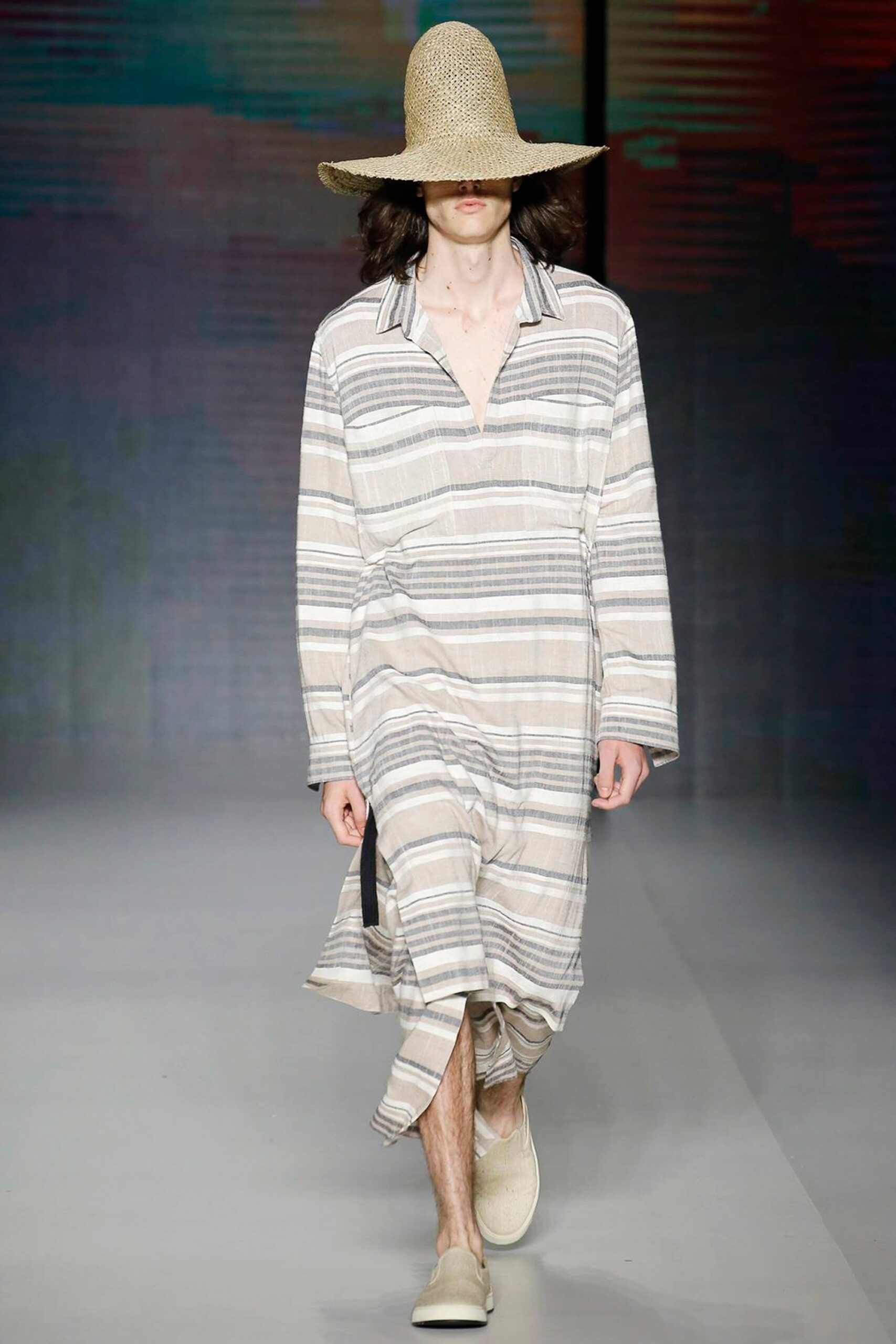 Osklen Resort 17 Look 24