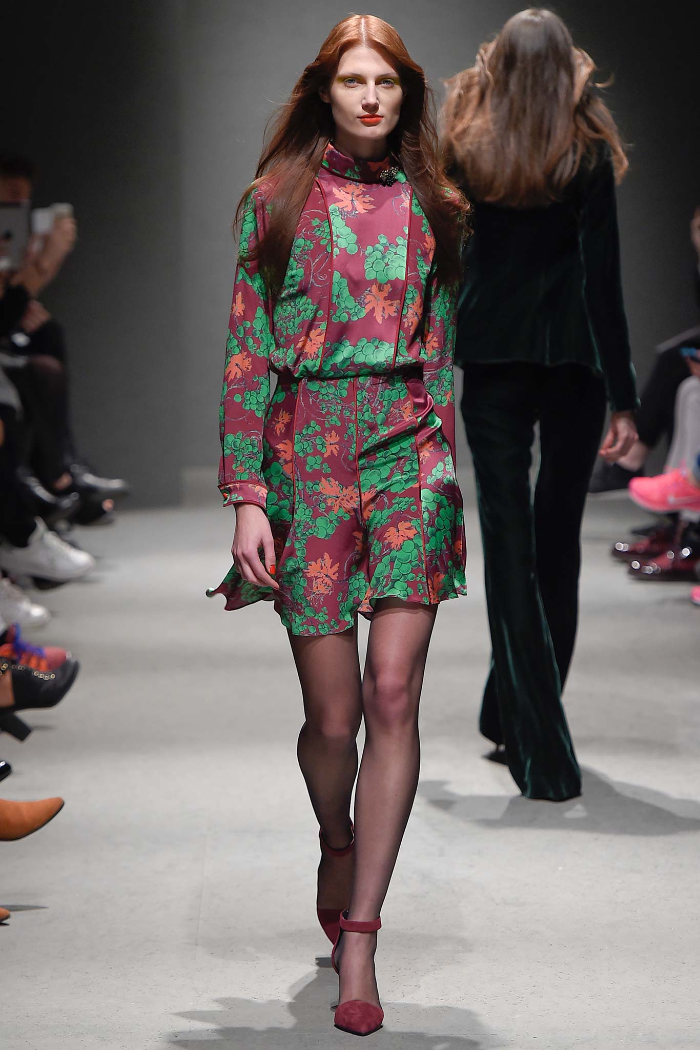 Özlem Kaya Istanbul F/W 15 Look 7