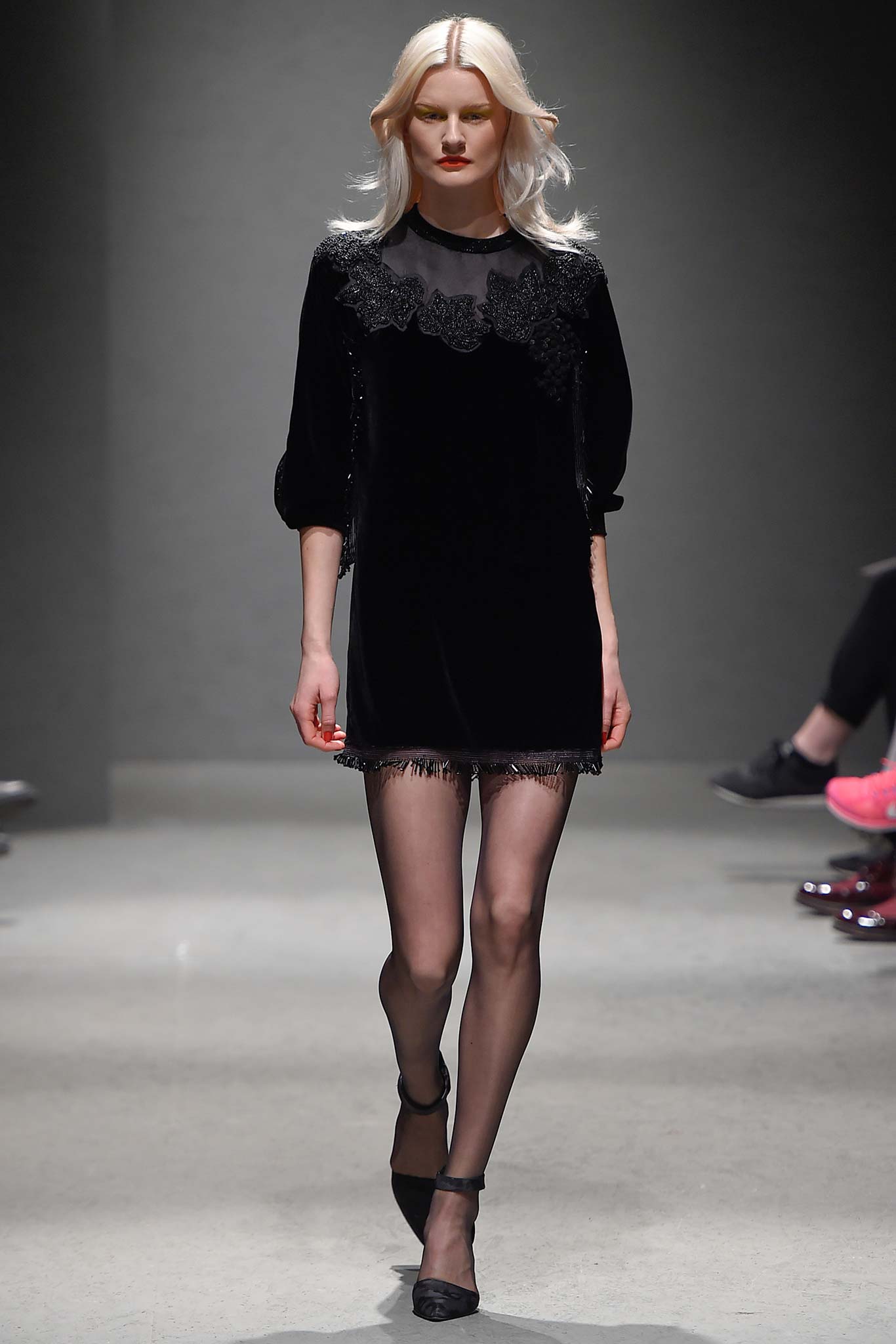 Özlem Kaya Istanbul F/W 15 Look 12