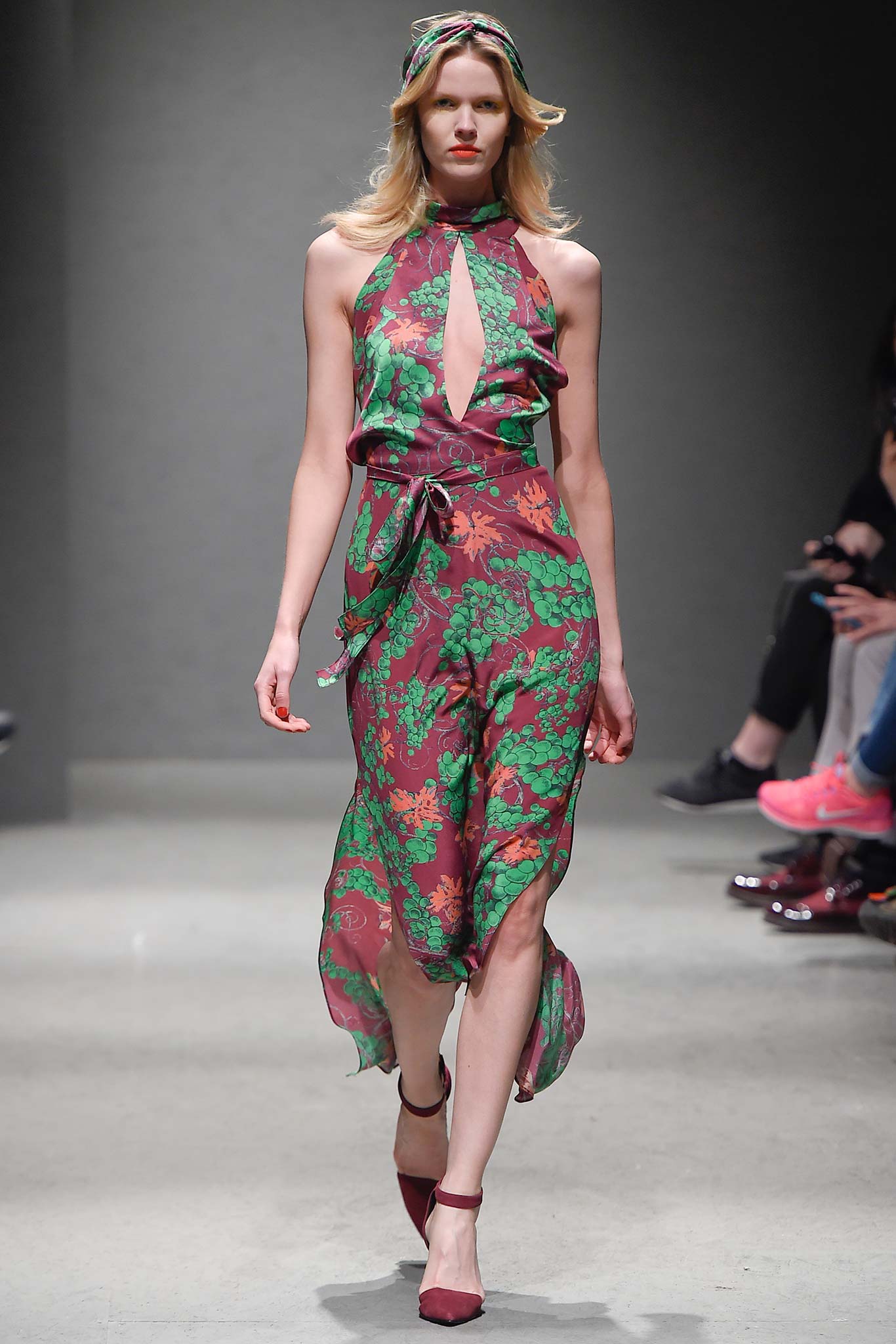 Özlem Kaya Istanbul F/W 15 Look 19