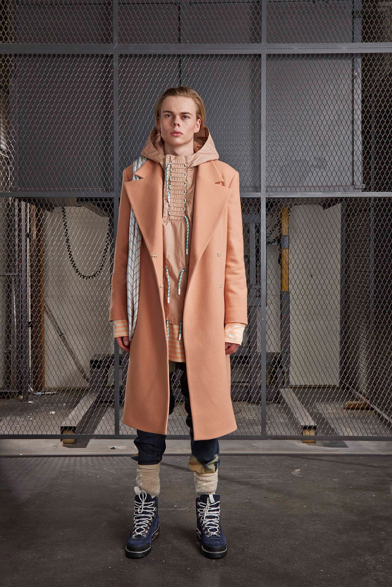 Off-White F/W 15 Menswear Look 1