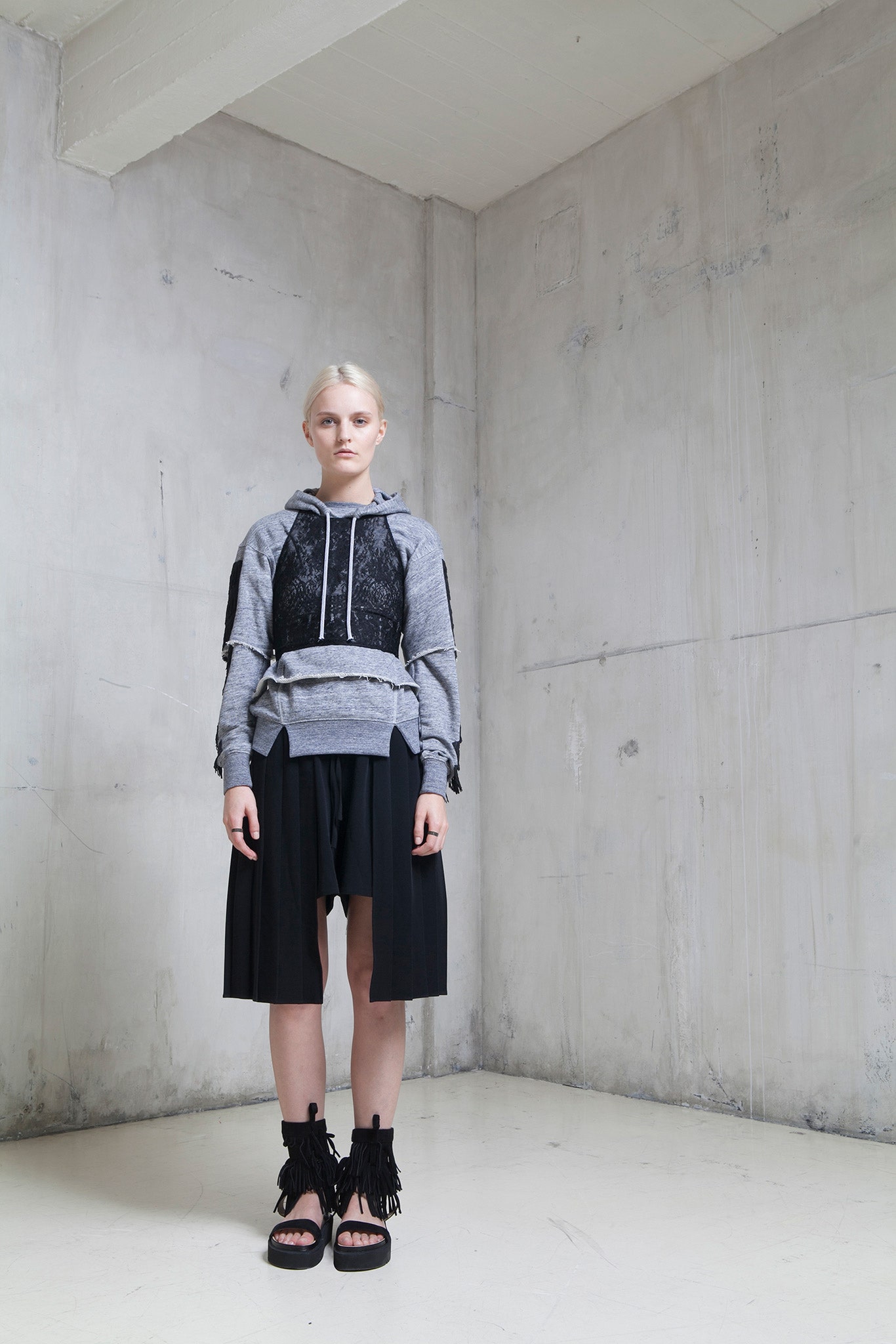 Off-White S/S 15 Look 7