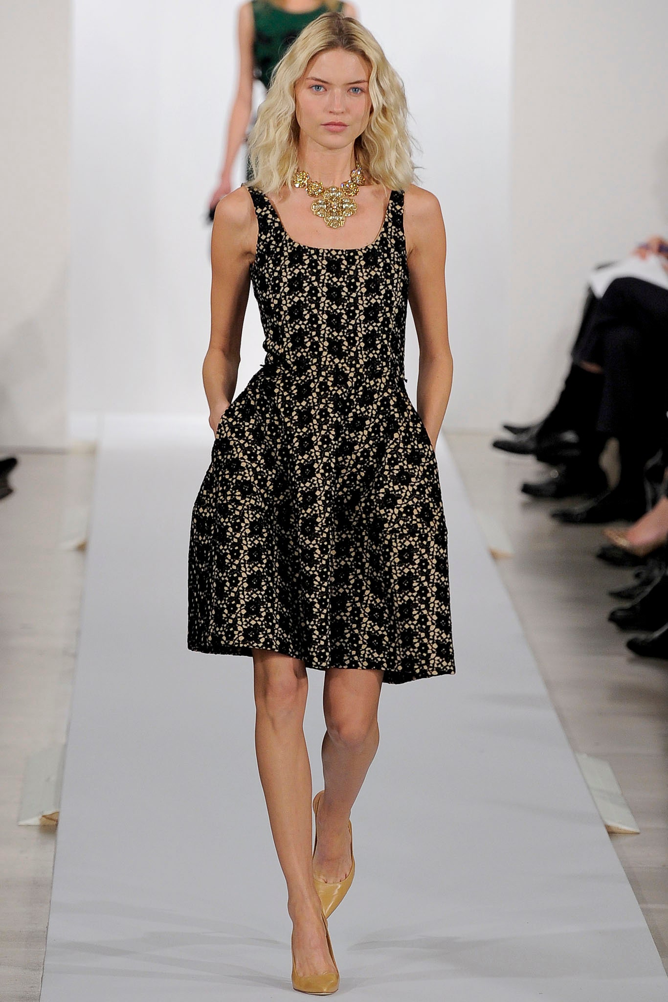 Oscar de la Renta F/W 13 Look 35