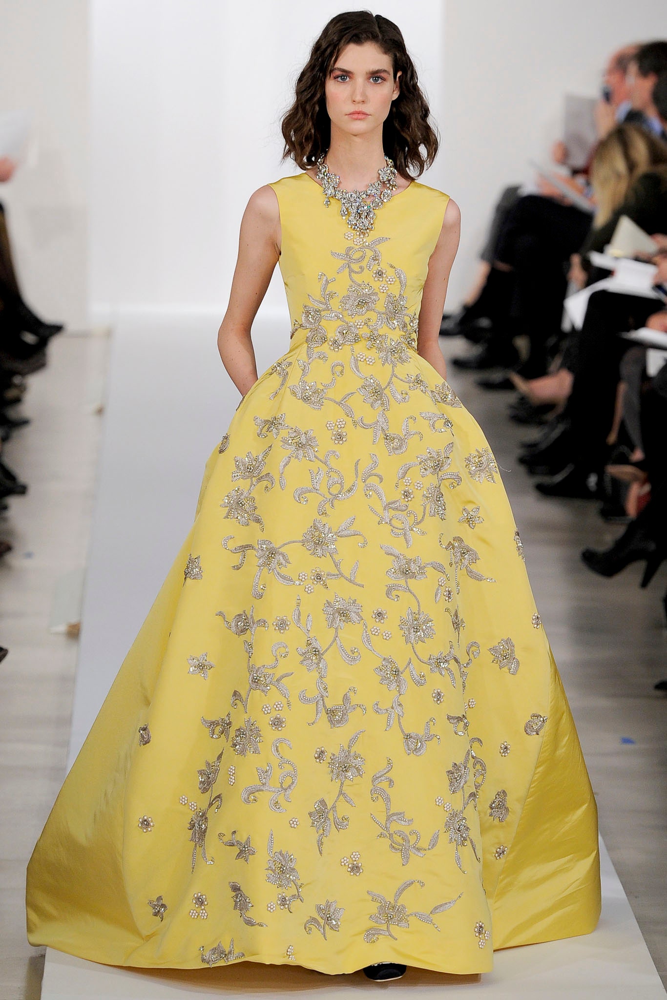 Oscar de la Renta F/W 13 Look 56