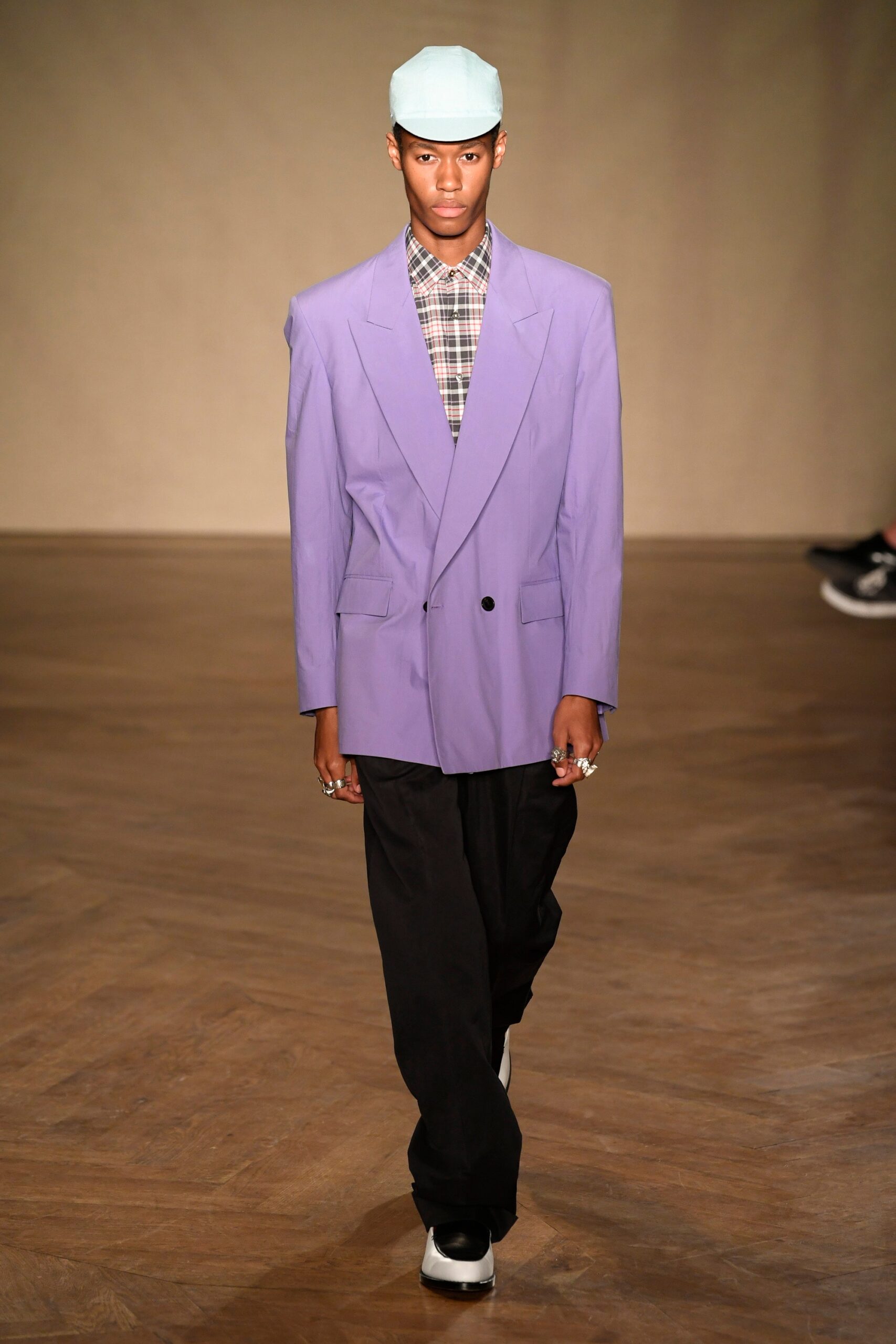 Paul Smith S/S 19 Menswear Look 2