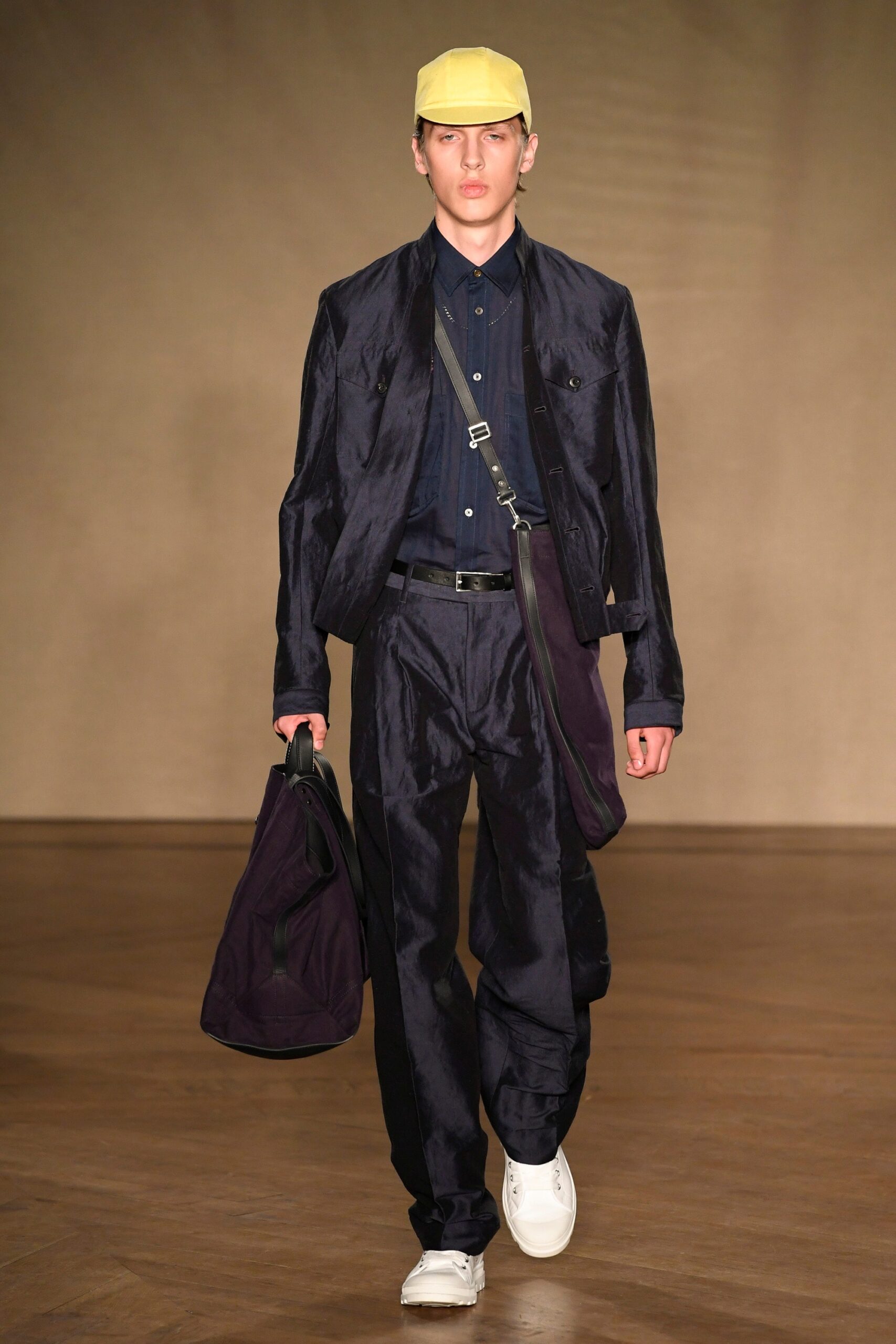 Paul Smith S/S 19 Menswear Look 17