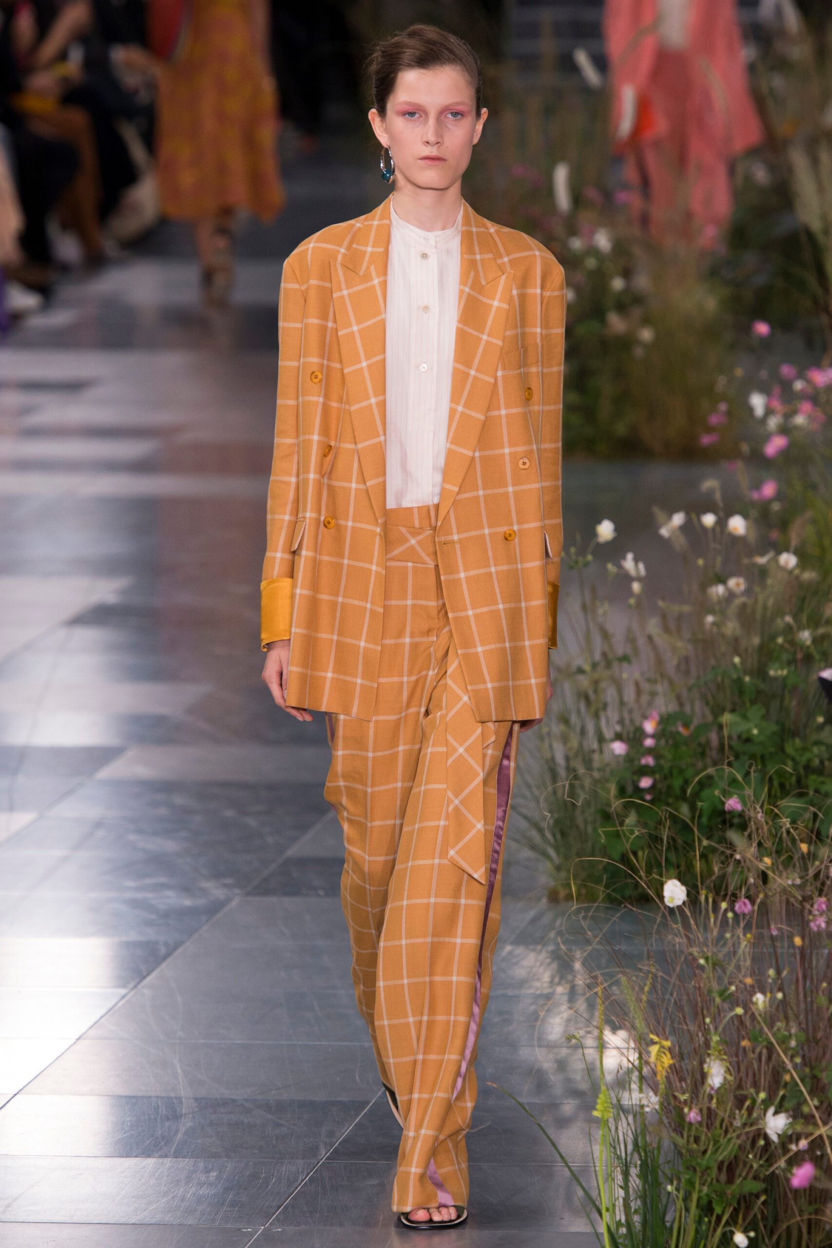 Paul Smith S/S 17 Look 14
