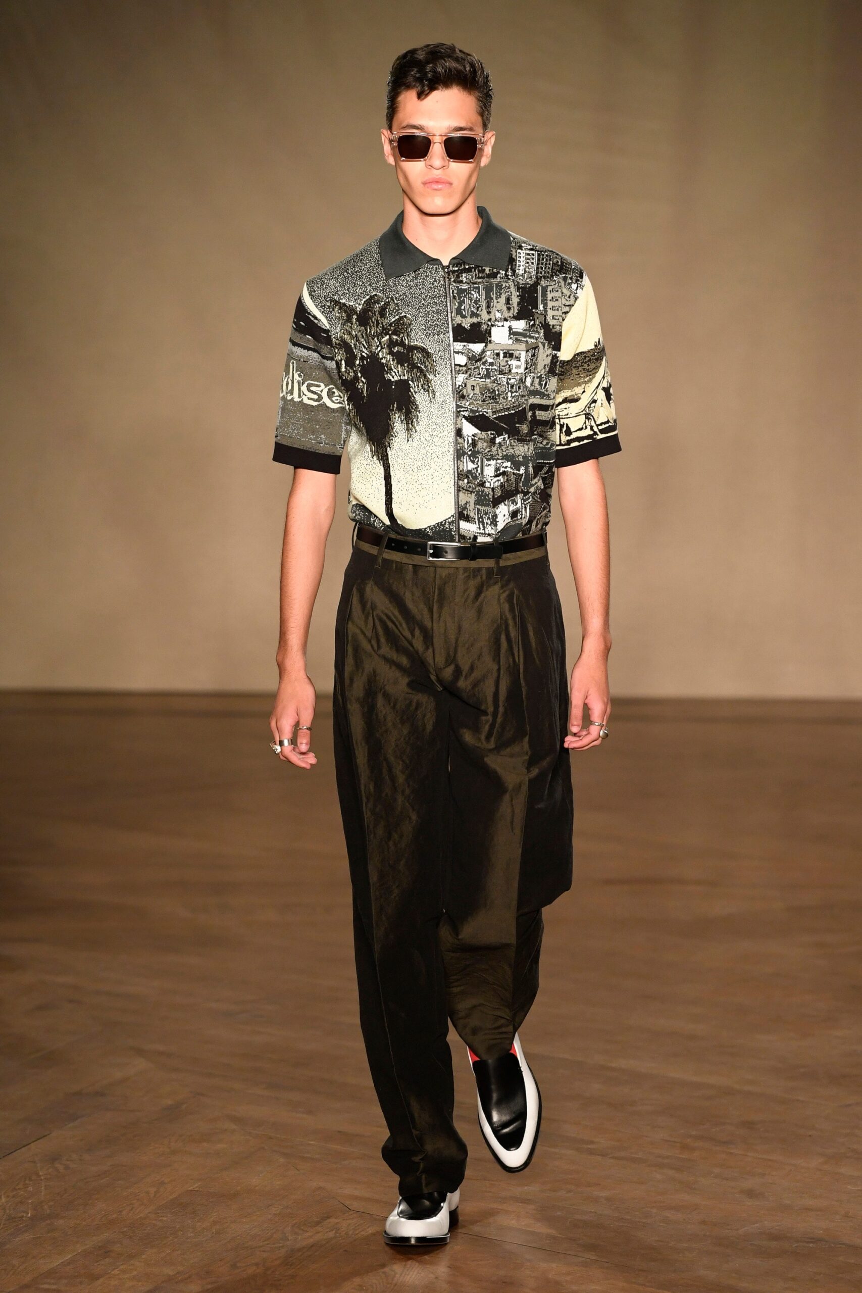 Paul Smith S/S 19 Menswear Look 31