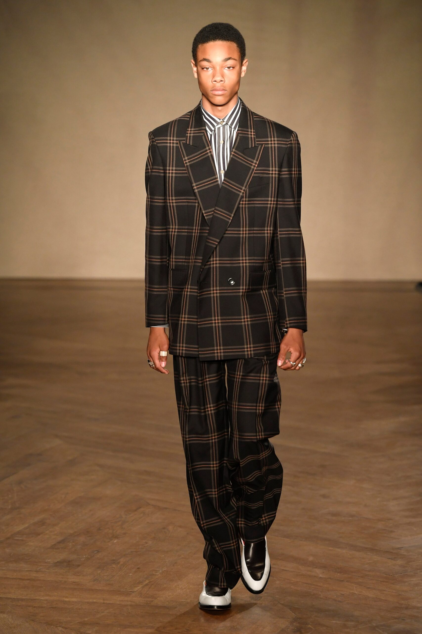 Paul Smith S/S 19 Menswear Look 45
