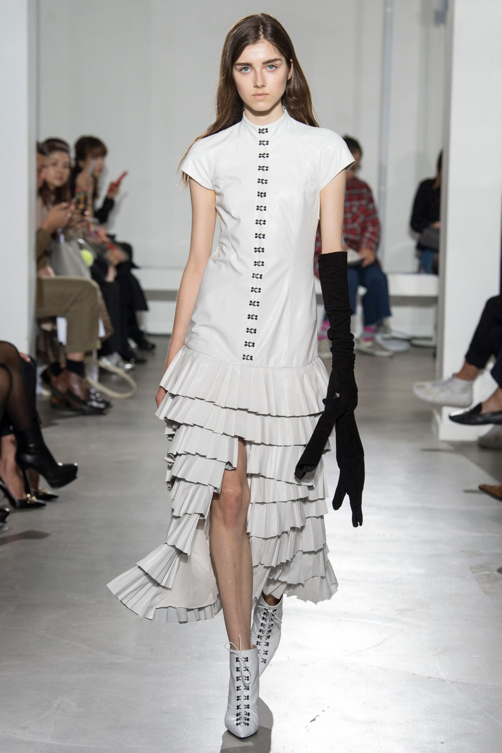Olivier Theyskens S/S 18 Look 5
