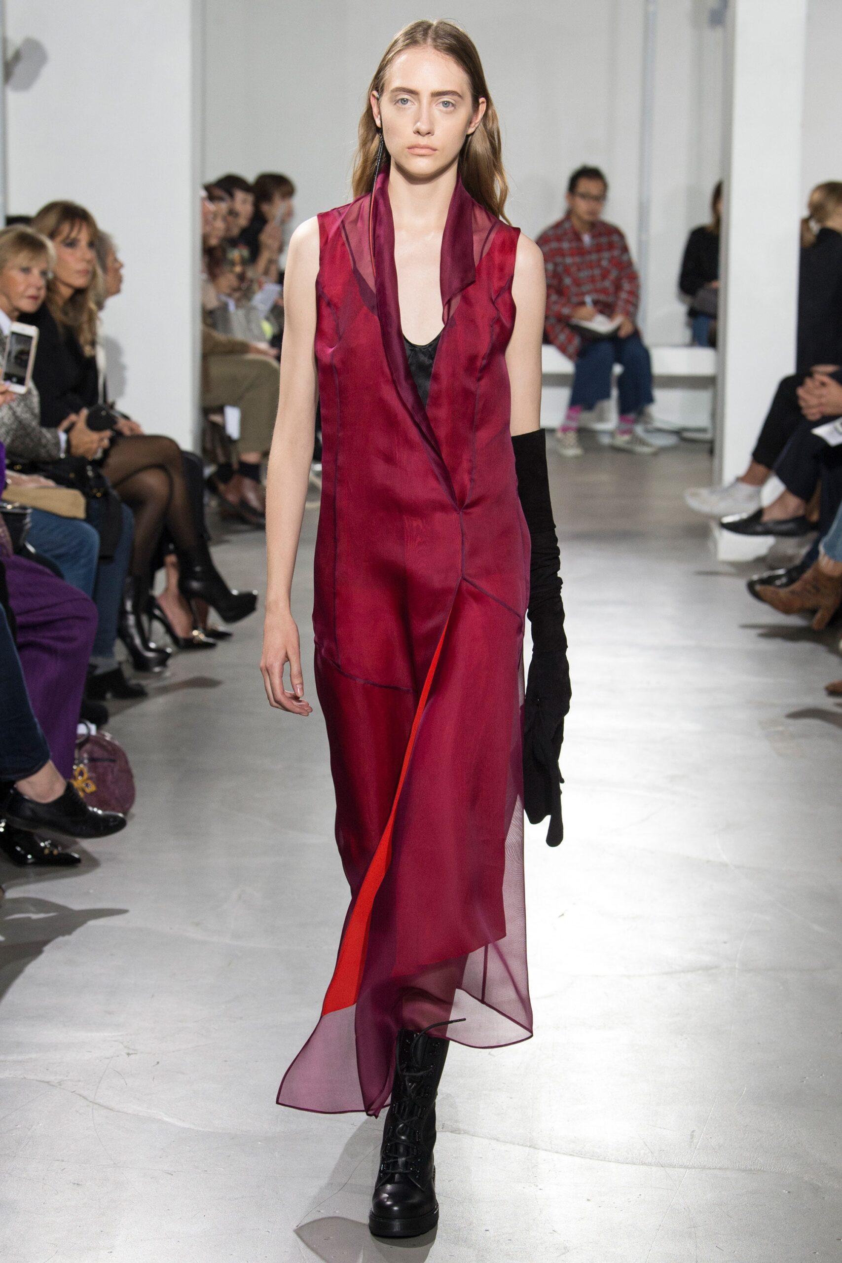 Olivier Theyskens S/S 18 Look 11