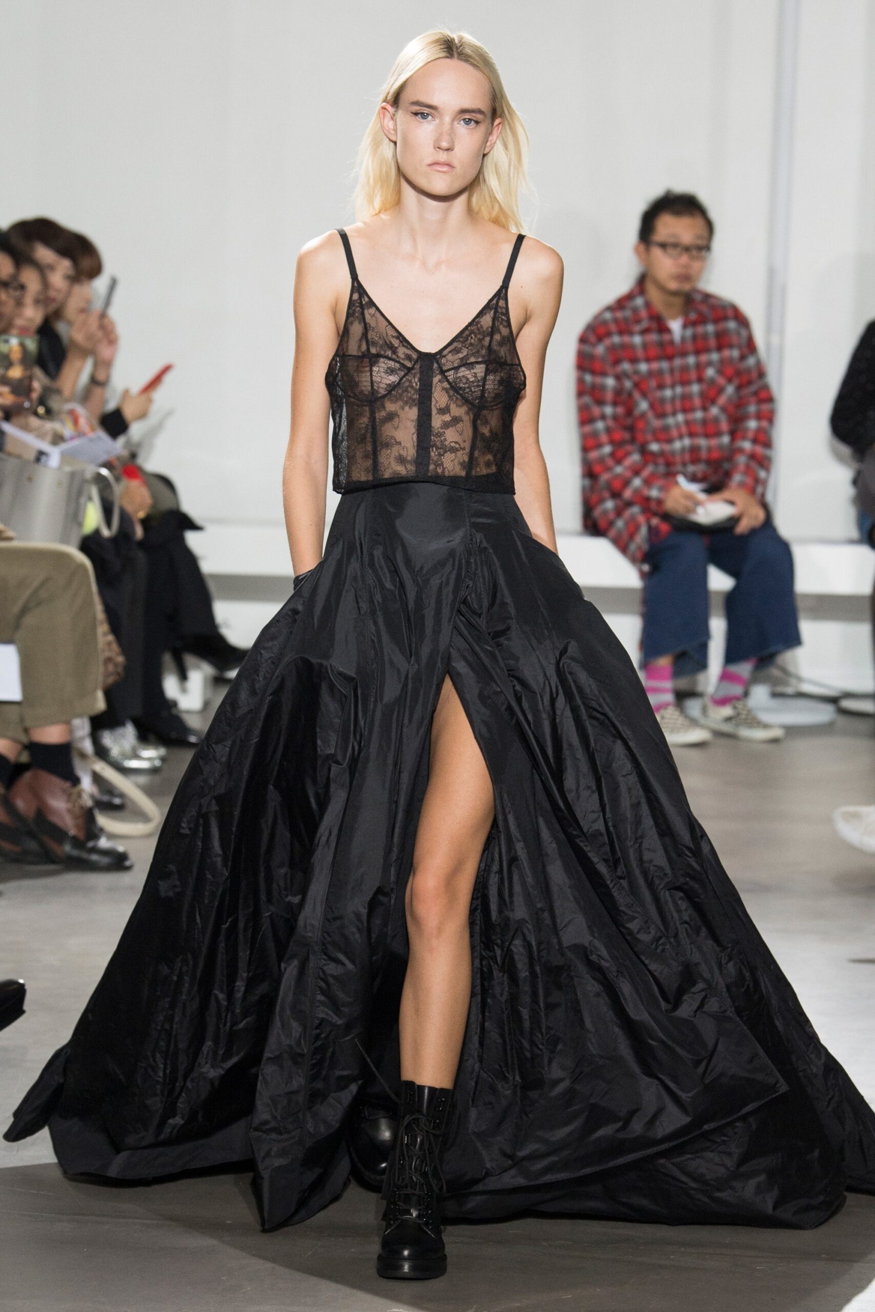 Olivier Theyskens S/S 18 Look 33