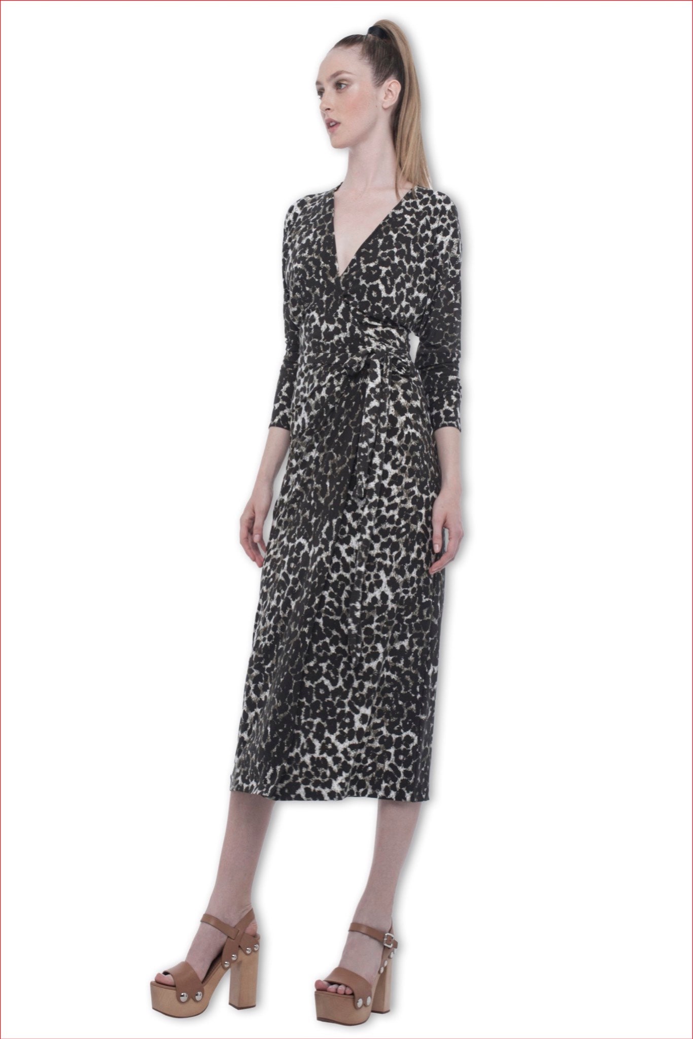 Norma Kamali Resort 16 Look 34