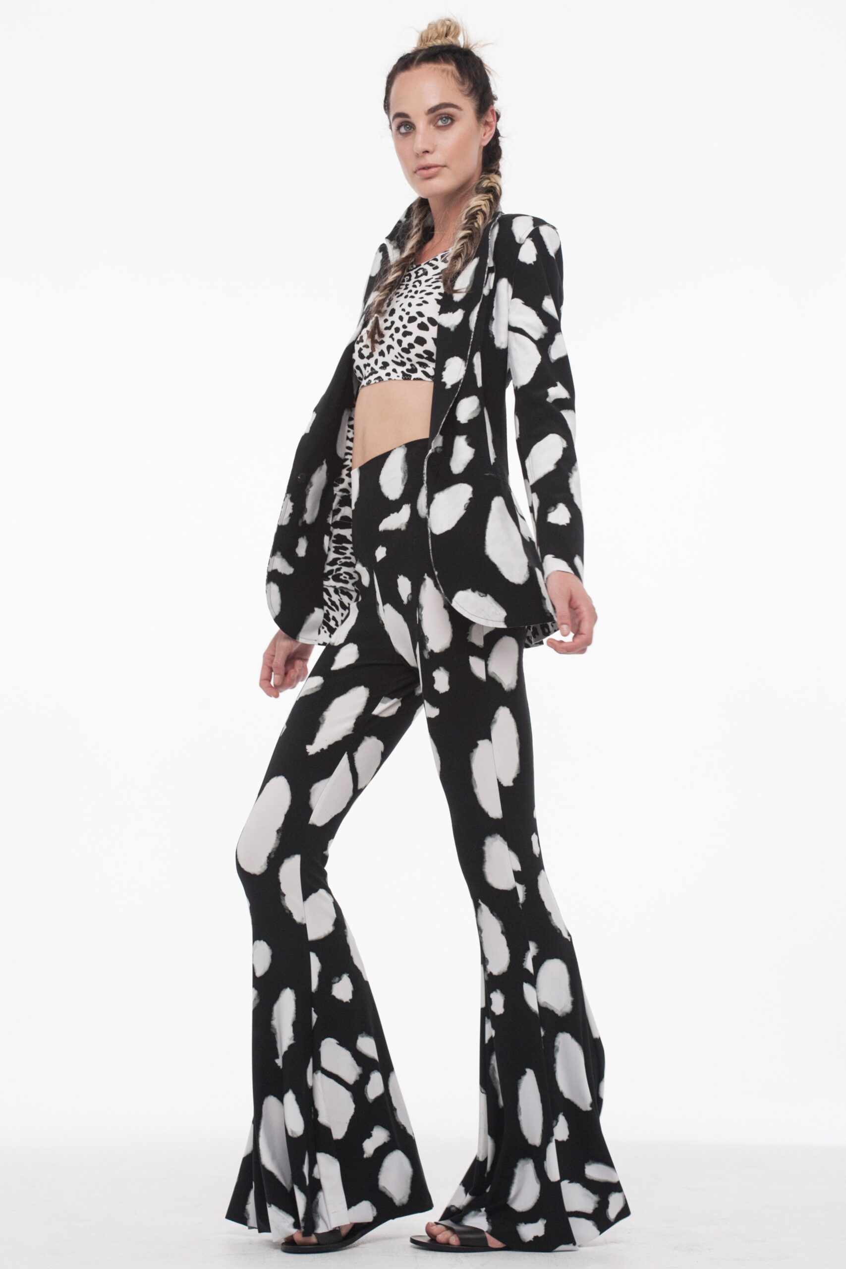 Norma Kamali S/S 16 Look 43