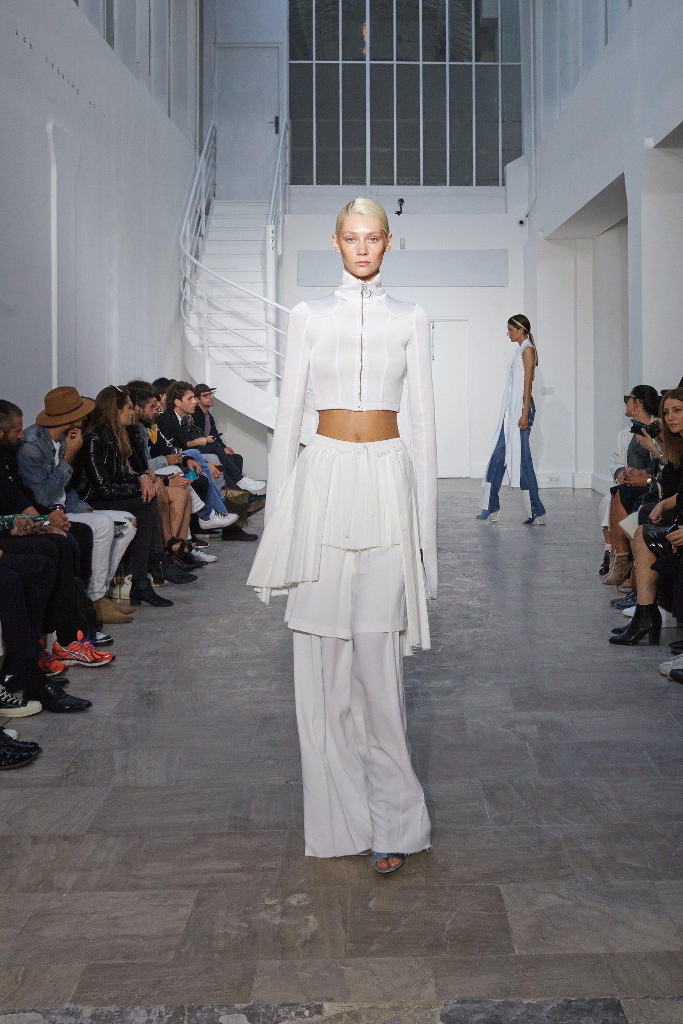 Off-White S/S 16 Look 2