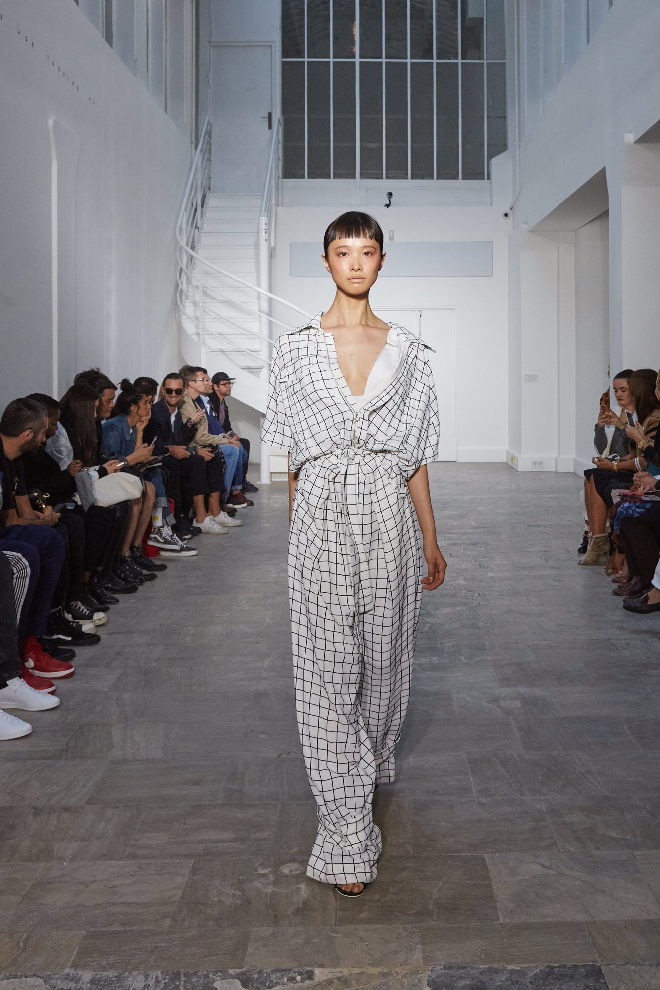 Off-White S/S 16 Look 15