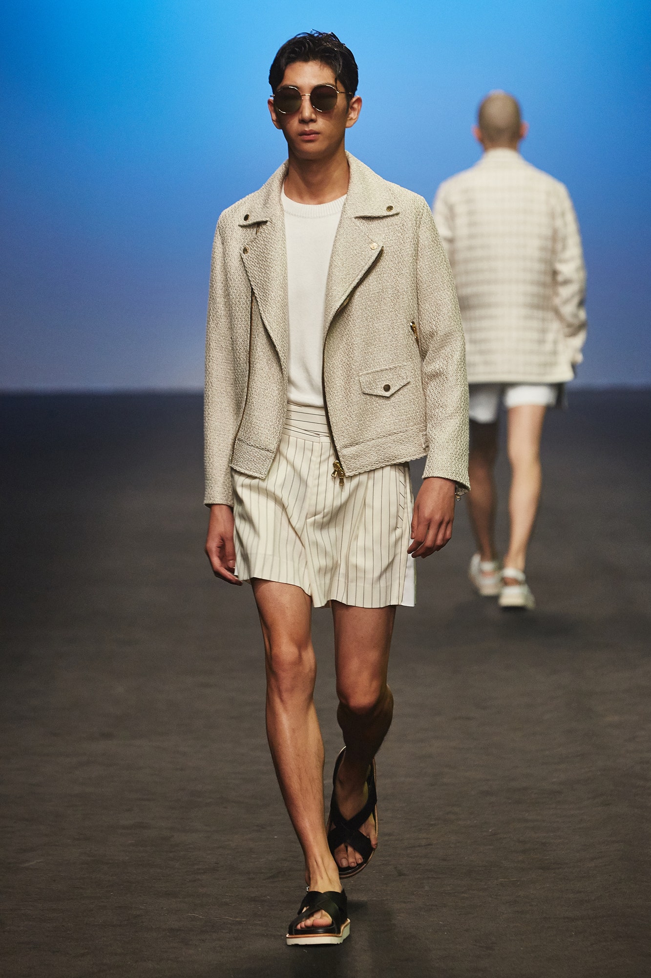 Ordinary People Seoul S/S 16 Look 2