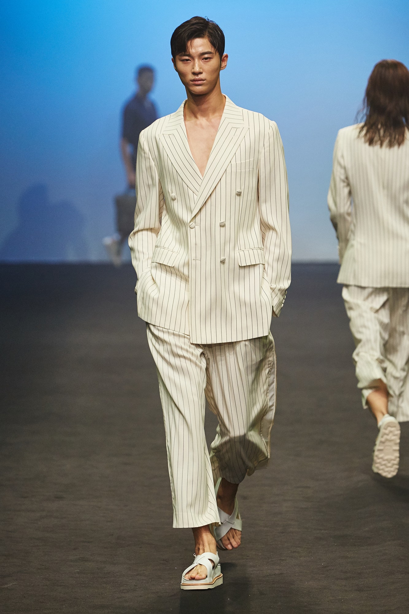 Ordinary People Seoul S/S 16 Look 5