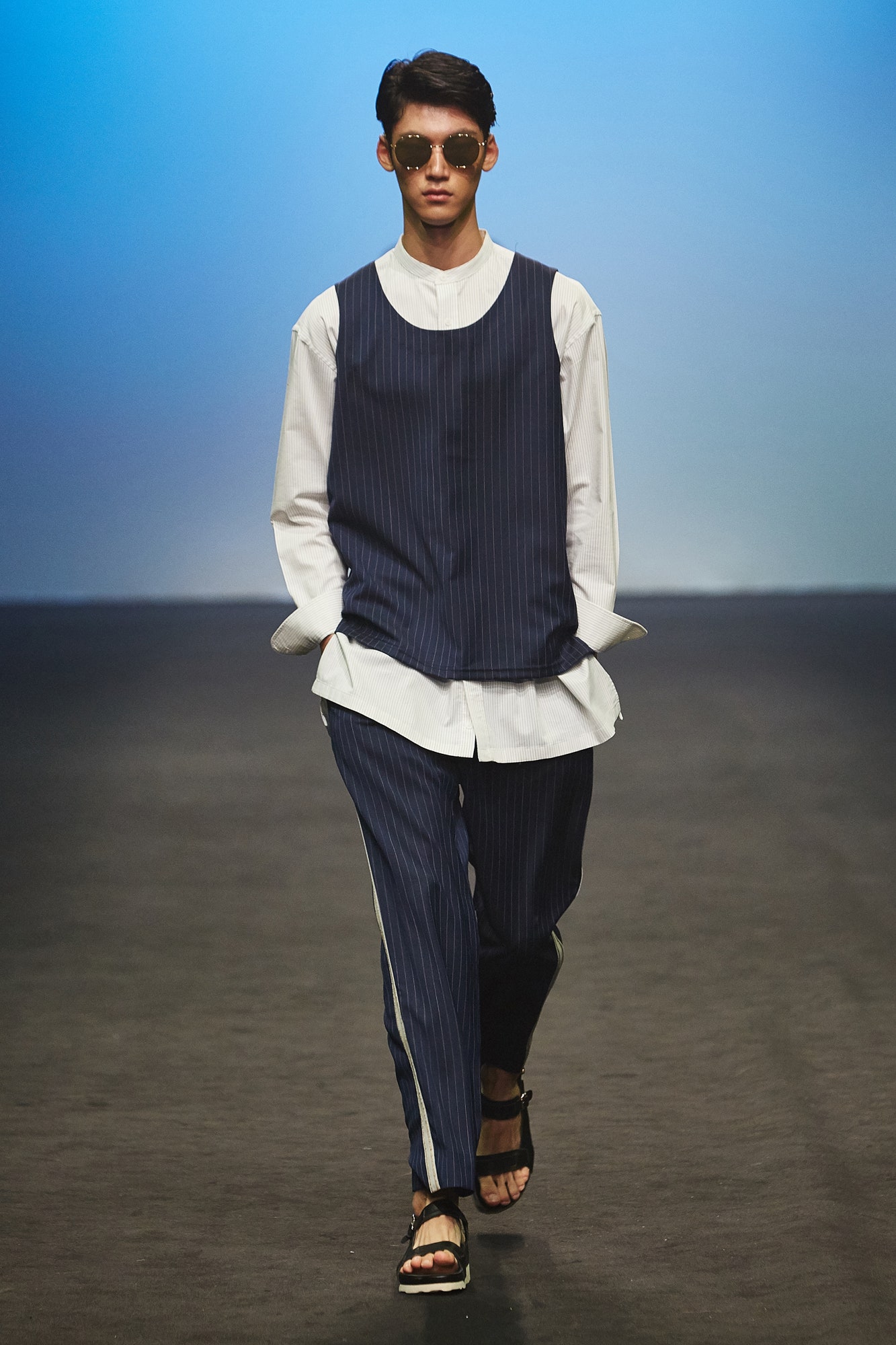 Ordinary People Seoul S/S 16 Look 11