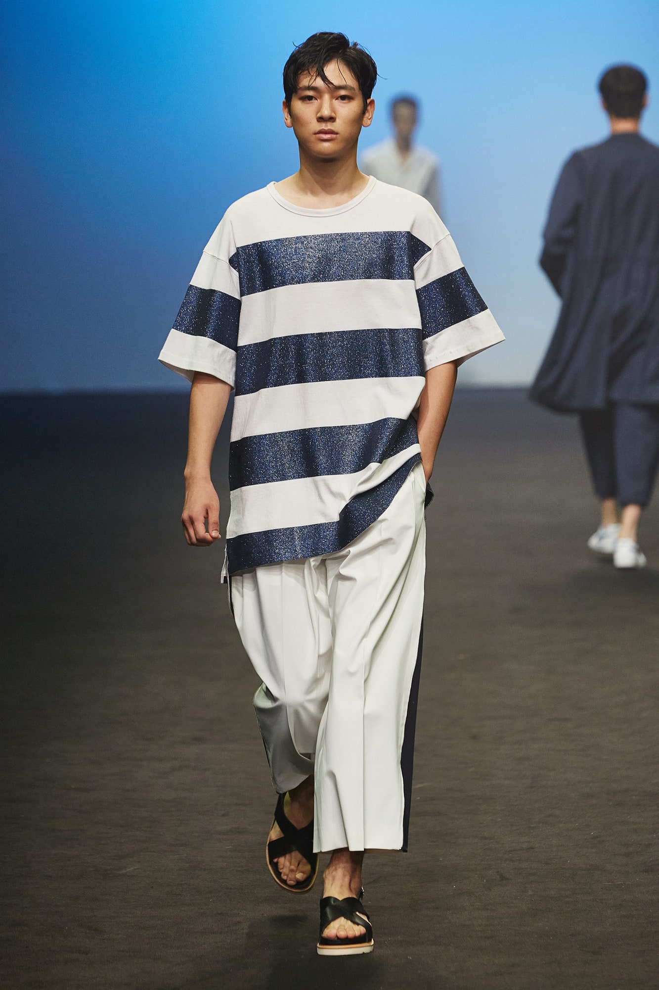 Ordinary People Seoul S/S 16 Look 13