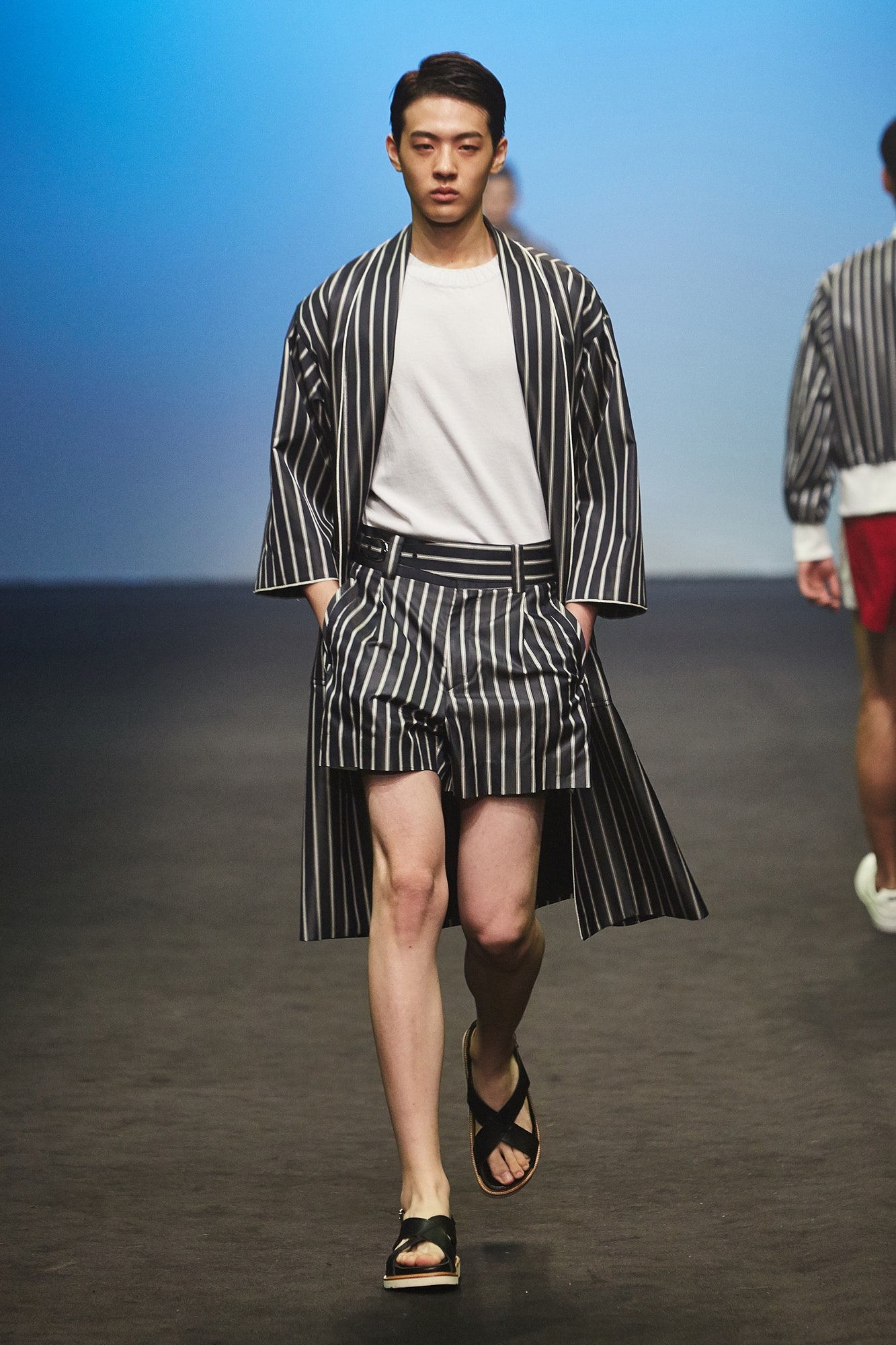 Ordinary People Seoul S/S 16 Look 17