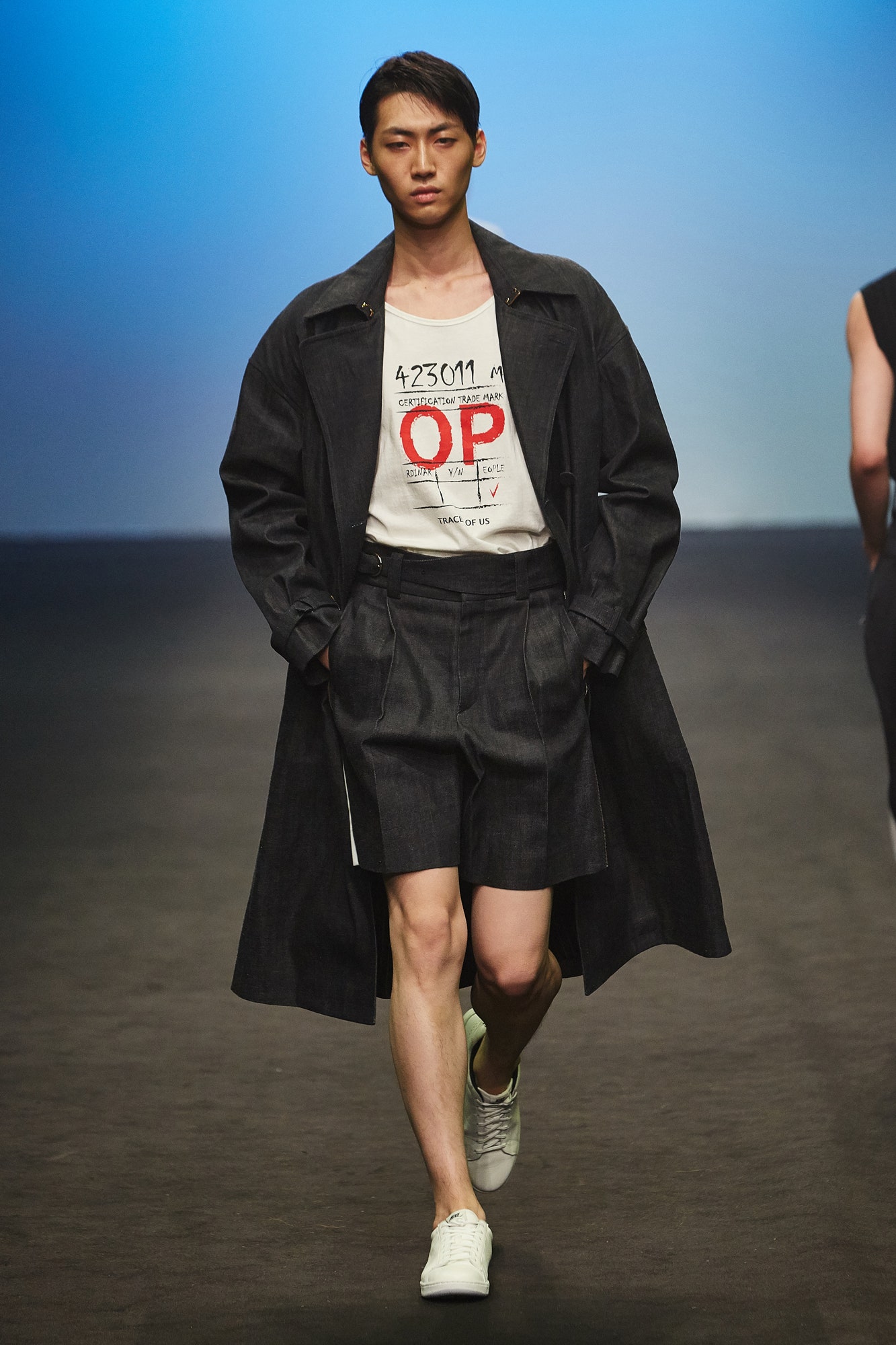 Ordinary People Seoul S/S 16 Look 31
