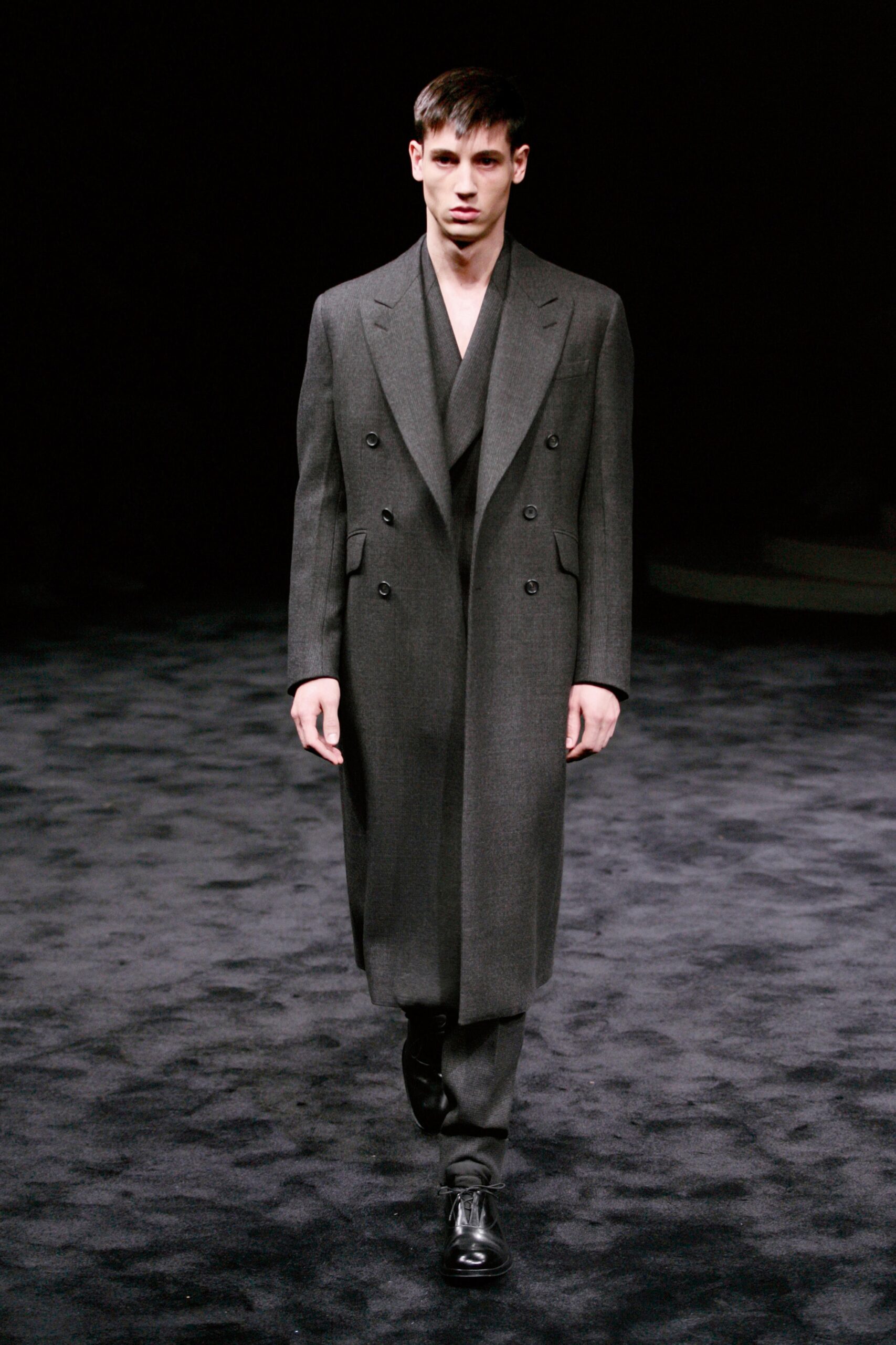Prada F/W 09 Menswear Look 1