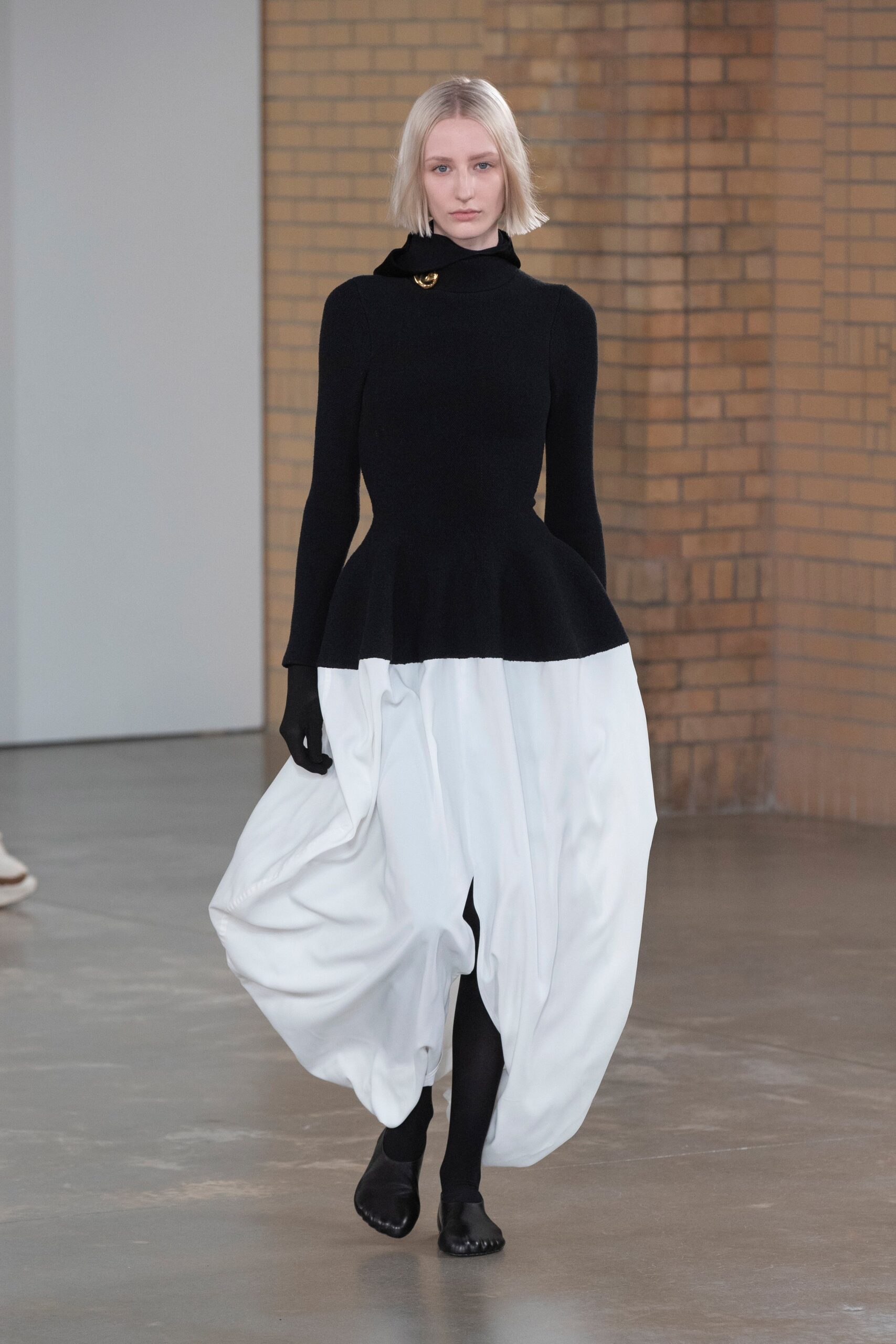 Proenza Schouler F/W 22 Look 1